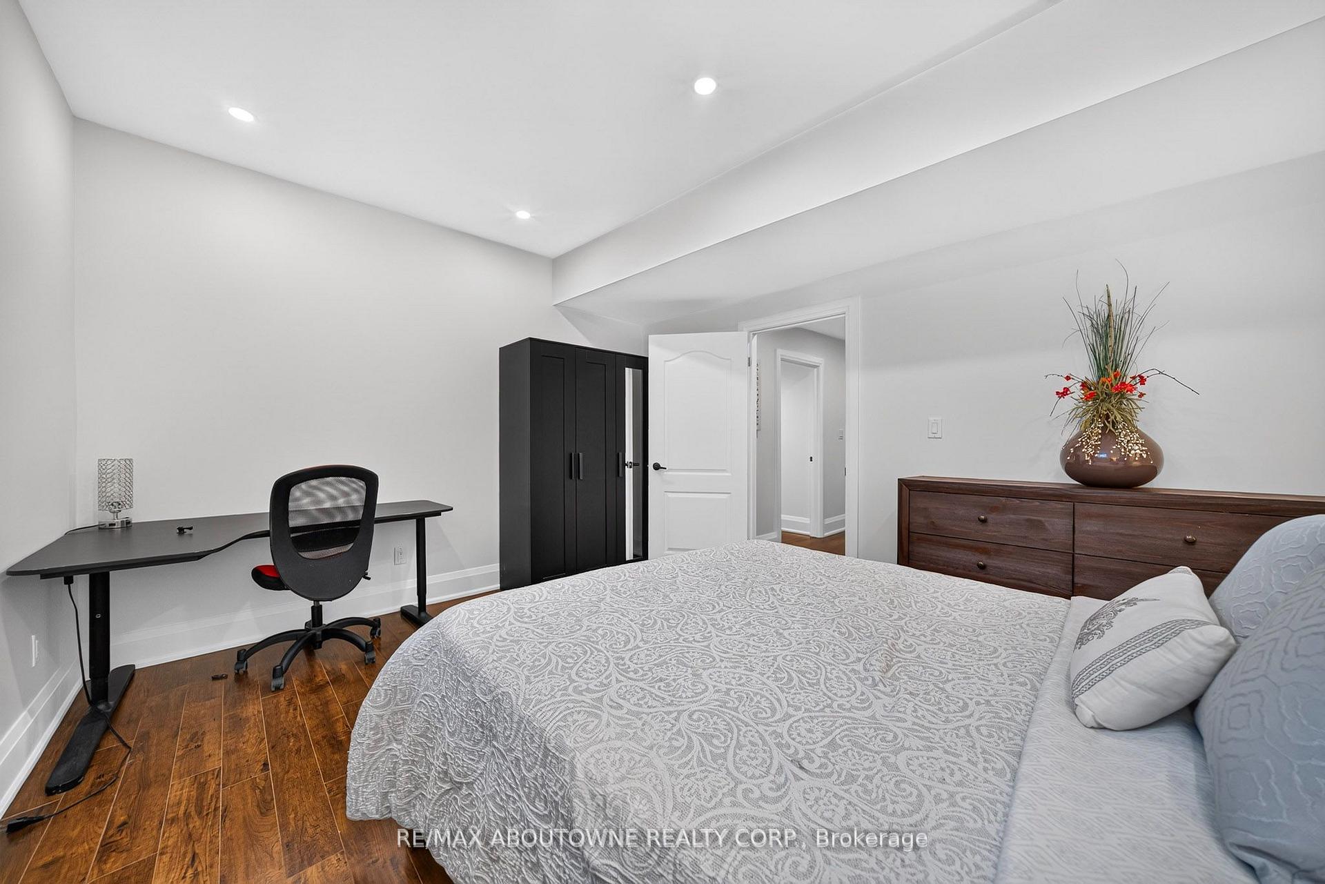 Photo 40 of 1526 Bridge Road, Oakville, West — HOMEH