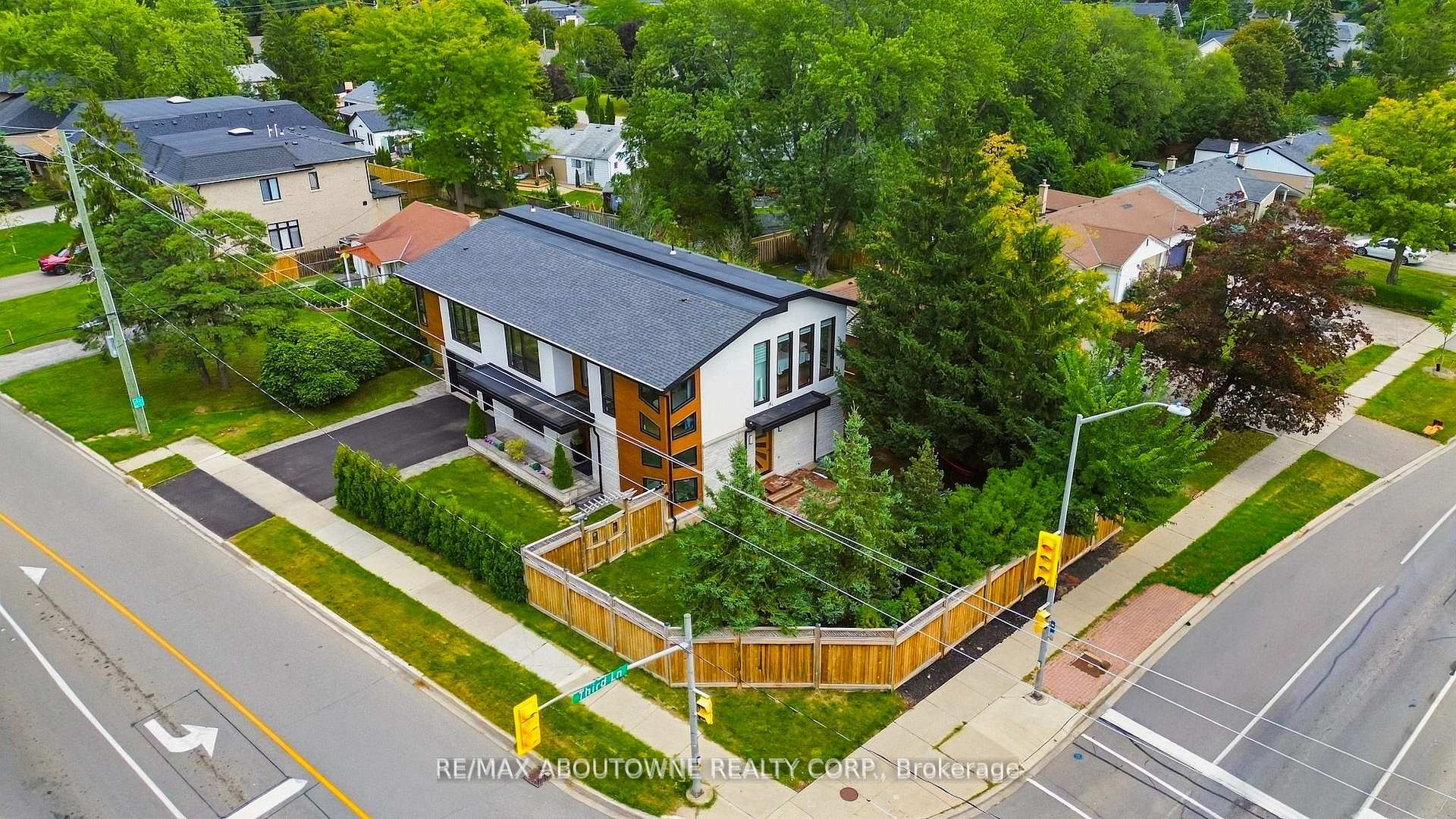 Photo 46 of 1526 Bridge Road, Oakville, West — HOMEH