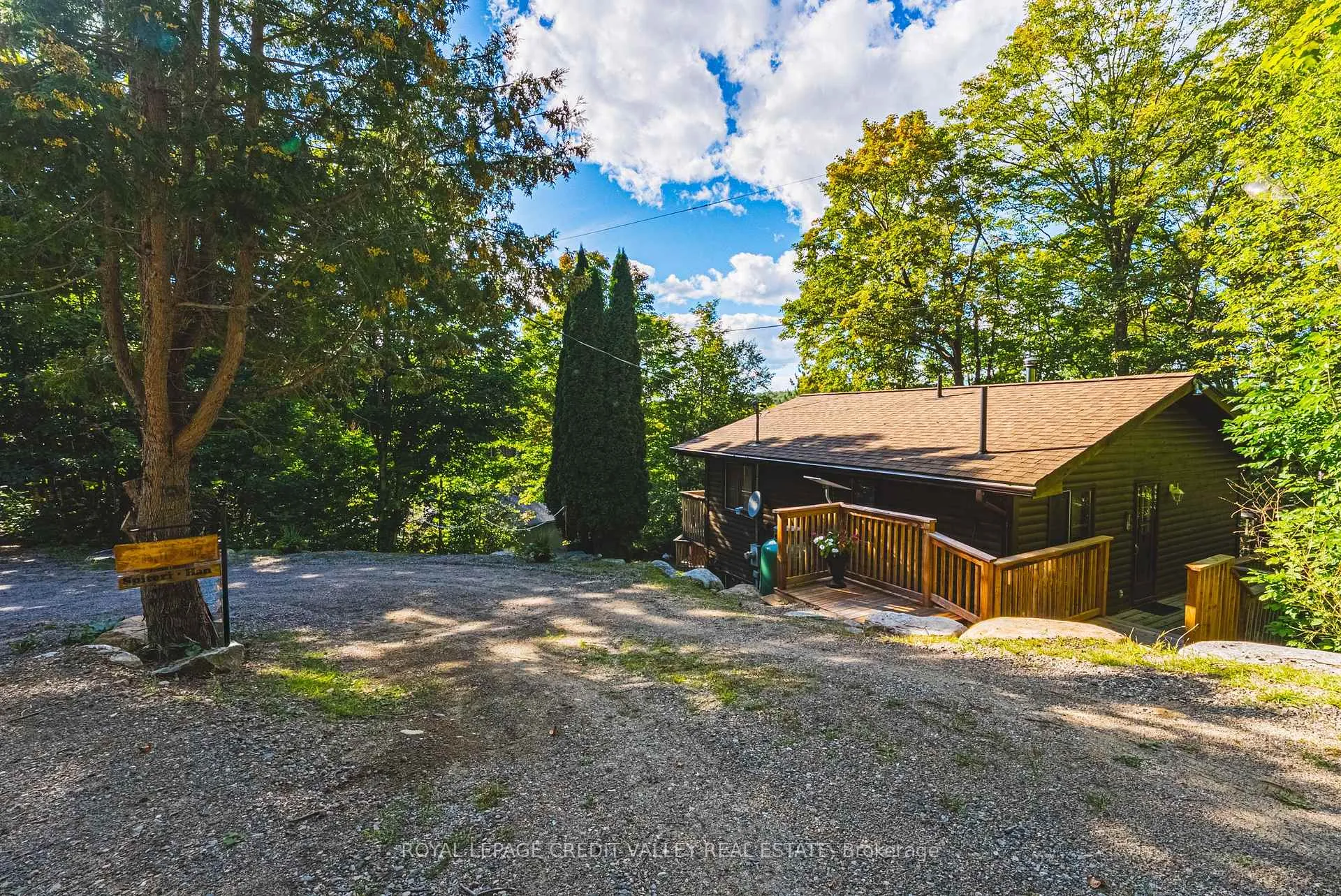 Photo of 1064 Whiskey Jack Lane