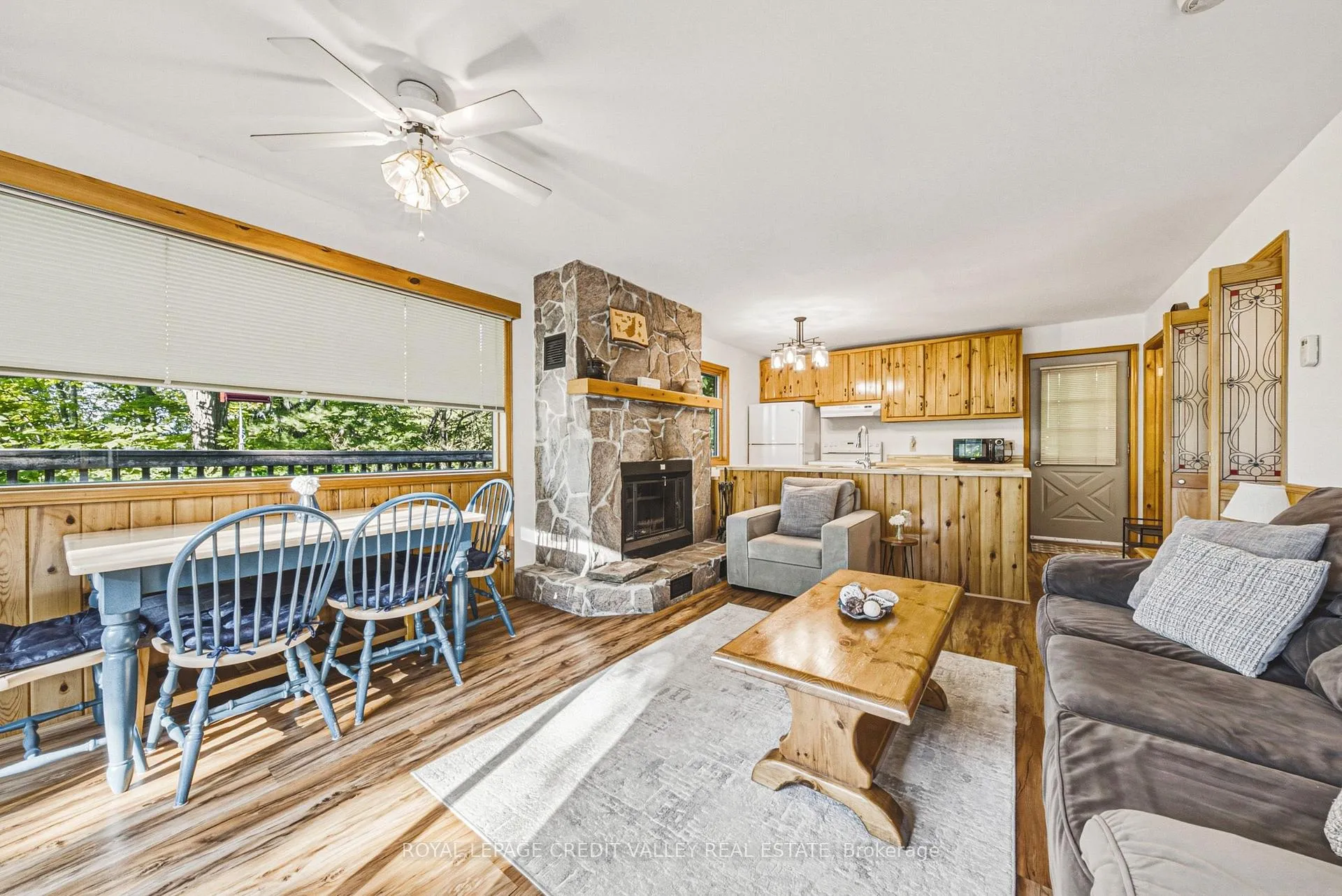 Photo 10 of 1064 Whiskey Jack Lane, Algonquin Highlands, Stanhope — HOMEH