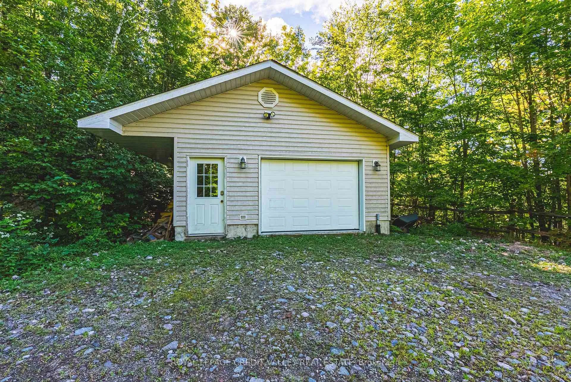 Photo 41 of 1064 Whiskey Jack Lane, Algonquin Highlands, Stanhope — HOMEH