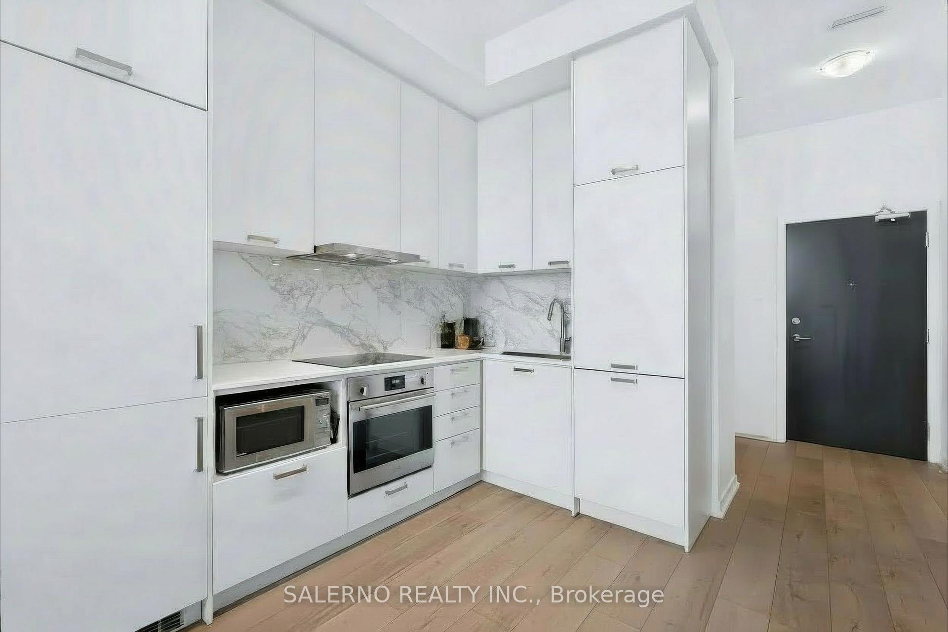 Photo 14 of Unit 1816, 10 Honeycrisp Crescent, Vaughan, Vaughan Corporate Centre — HOMEH