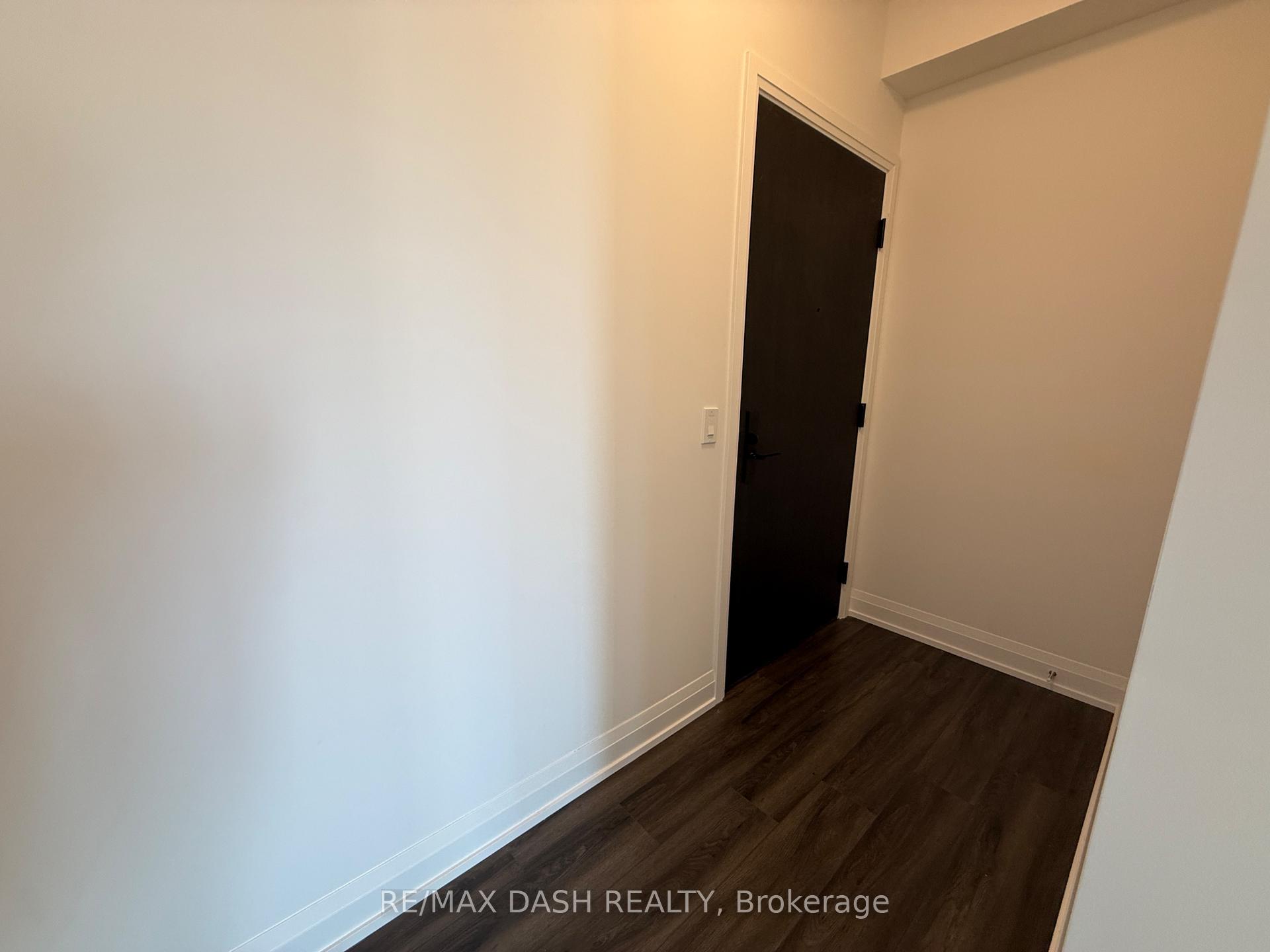 Photo 7 of Unit 3608, 20 Soudan Avenue, Toronto, Mount Pleasant West — HOMEH