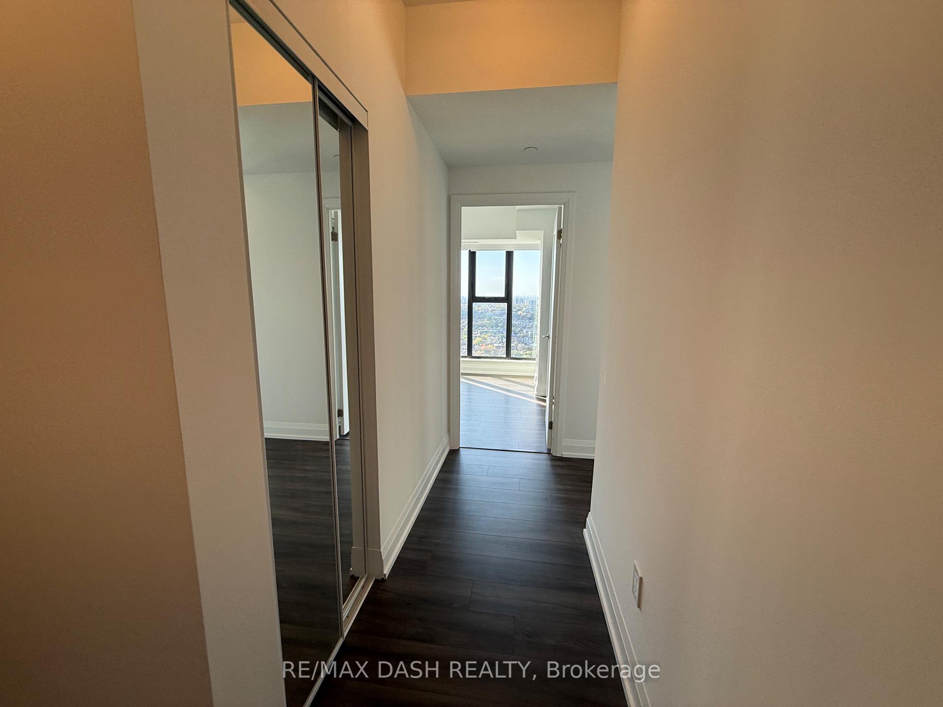 Photo 9 of Unit 3608, 20 Soudan Avenue, Toronto, Mount Pleasant West — HOMEH