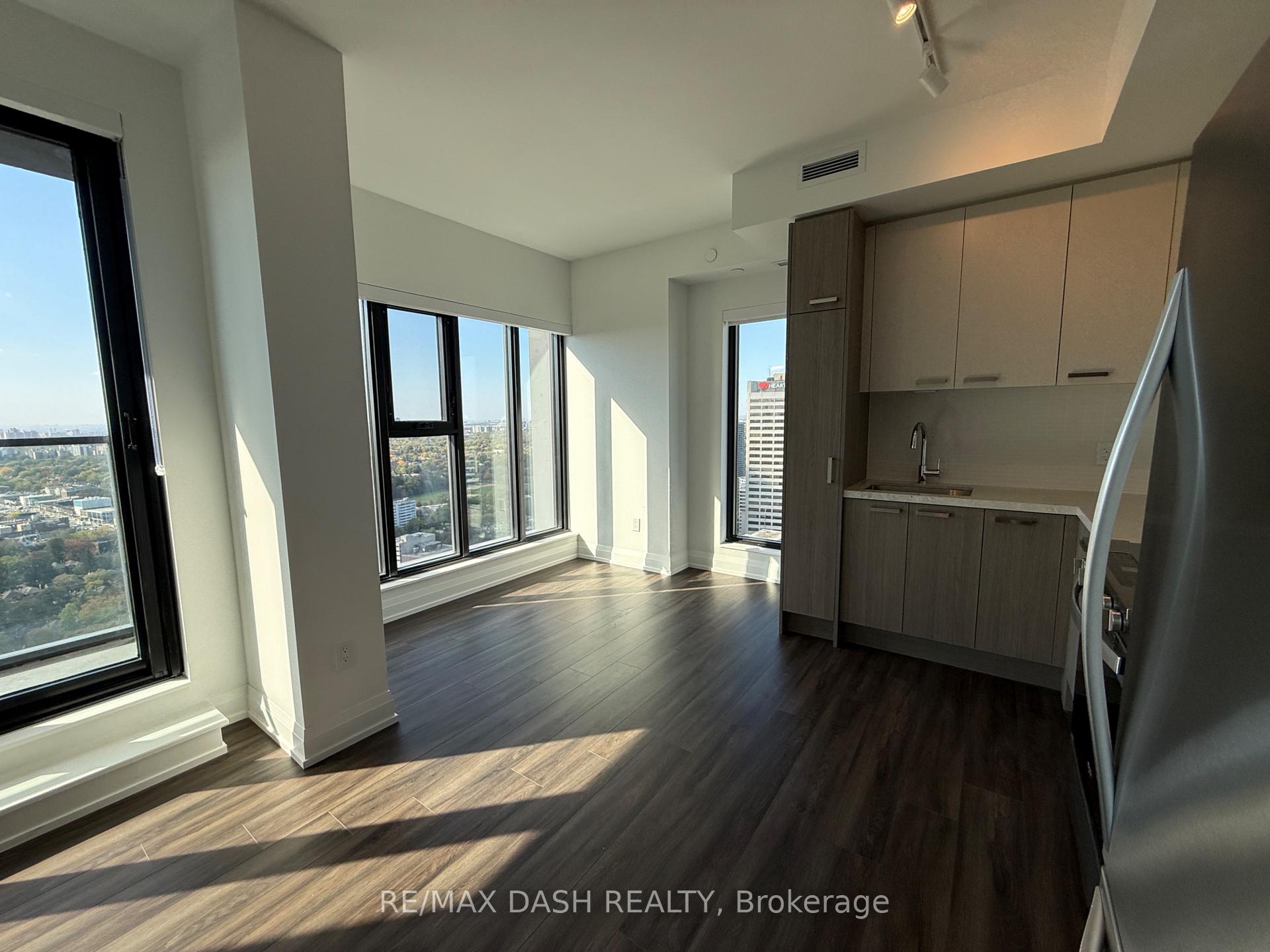 Photo 27 of Unit 3608, 20 Soudan Avenue, Toronto, Mount Pleasant West — HOMEH