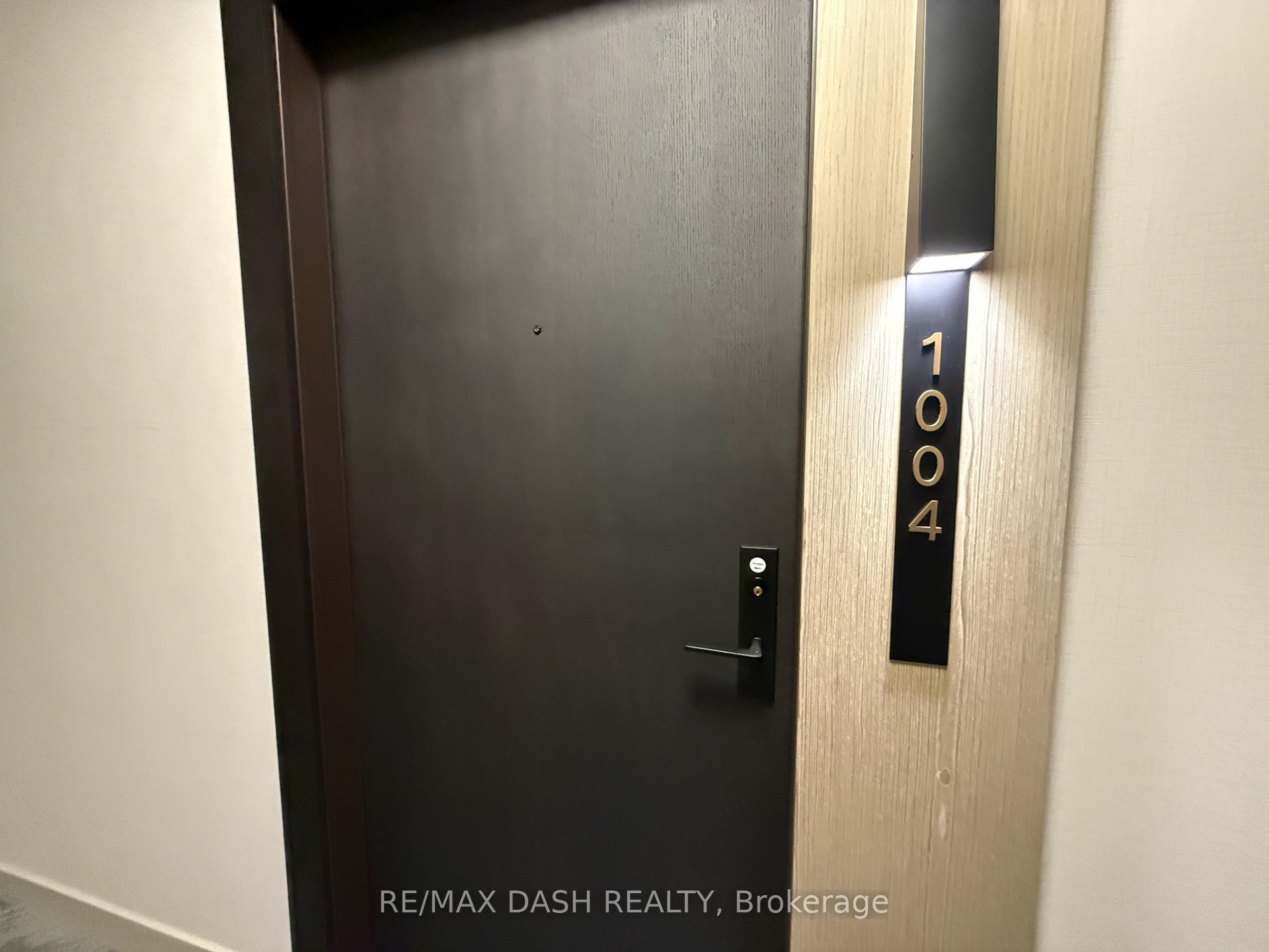 Photo 6 of Unit 1004, 20 Soudan Avenue, Toronto, Mount Pleasant West — HOMEH