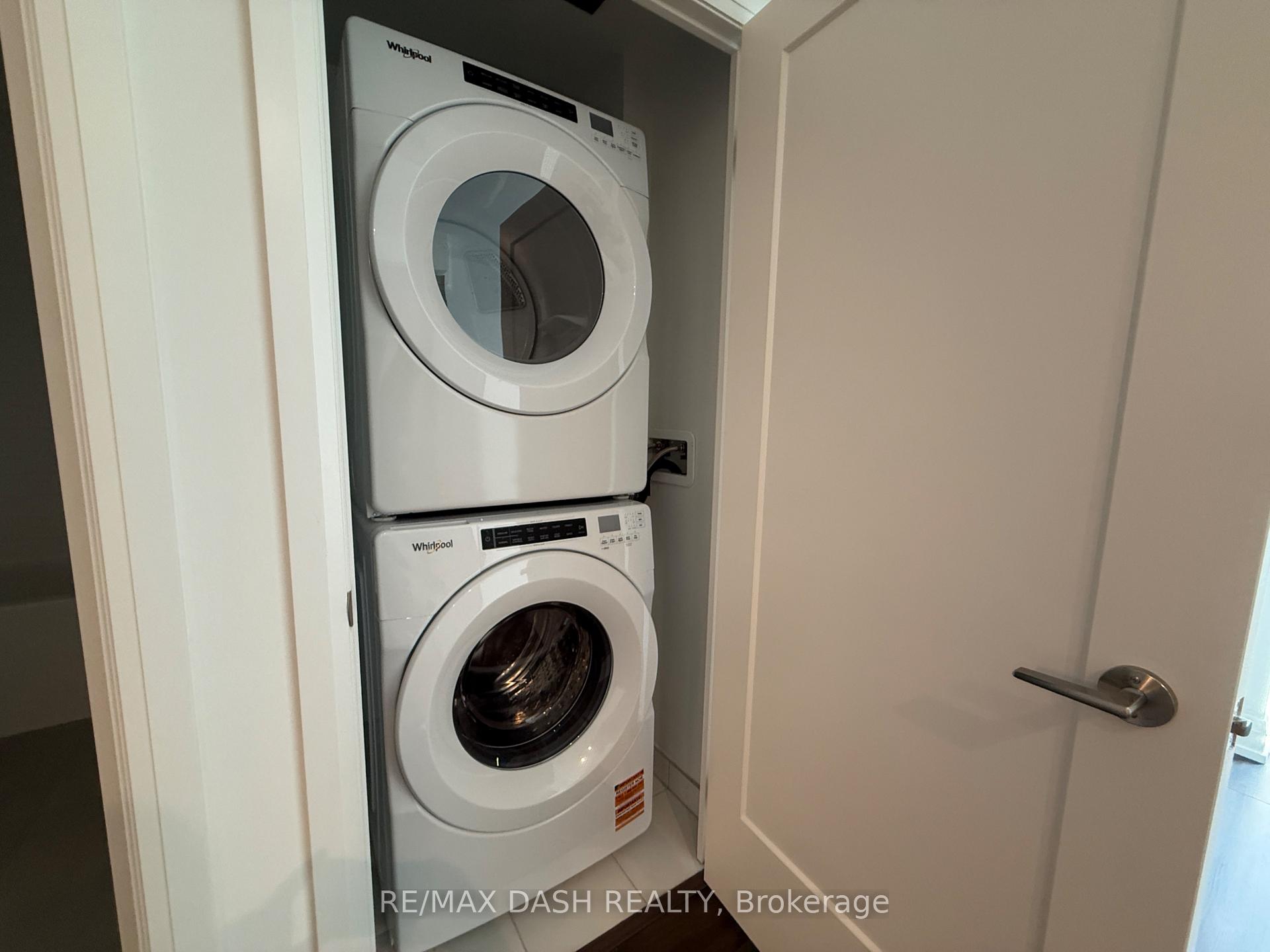 Photo 16 of Unit 1004, 20 Soudan Avenue, Toronto, Mount Pleasant West — HOMEH