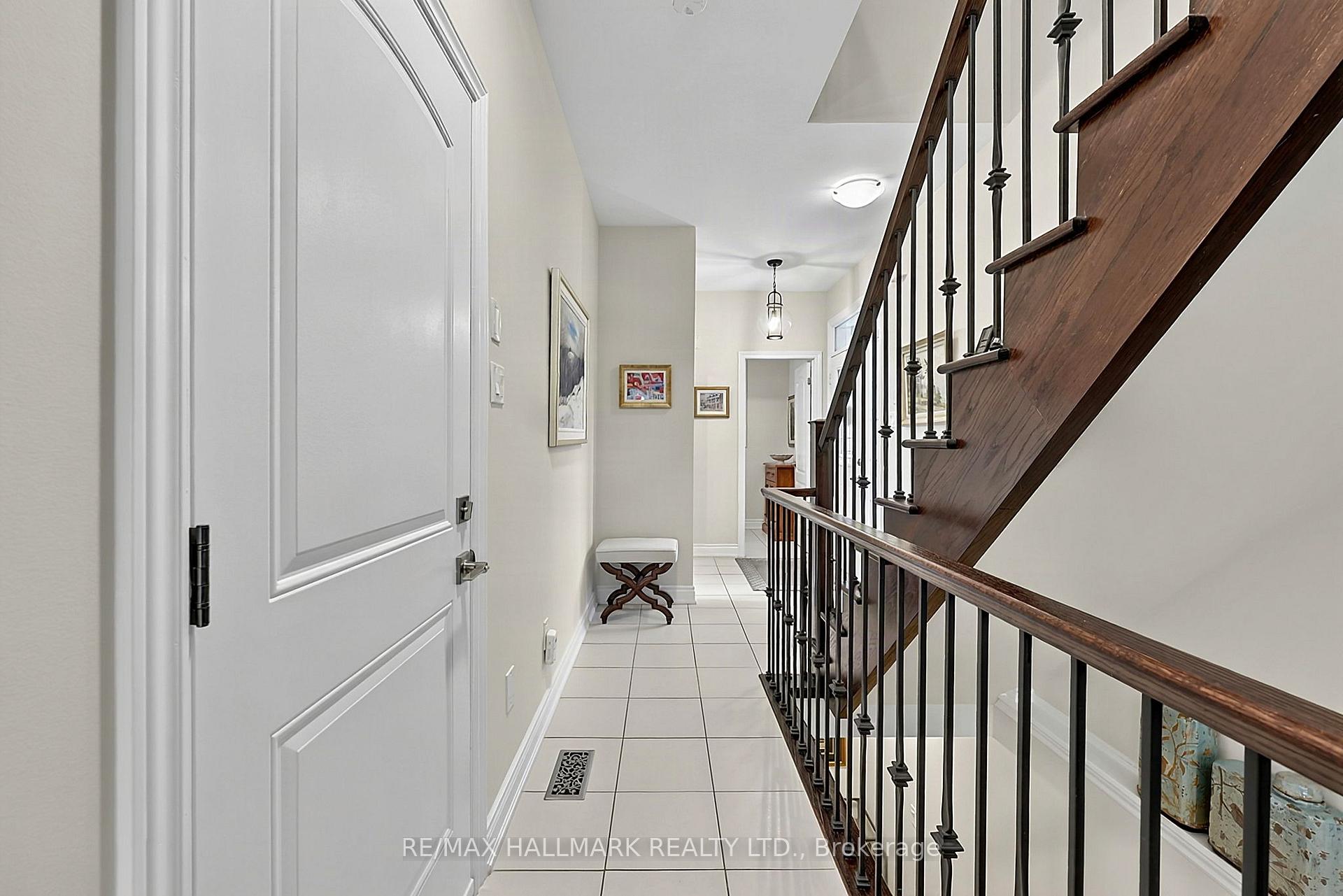 Photo 19 of 710 Wendy Culbert Crescent, Newmarket, Stonehaven-Wyndham — HOMEH