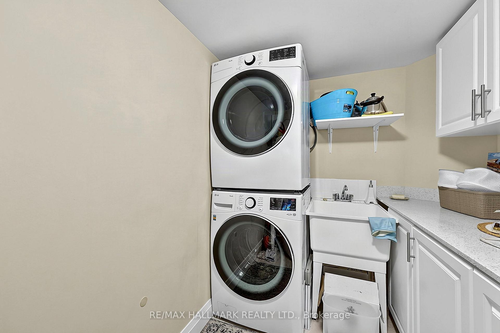 Photo 39 of 710 Wendy Culbert Crescent, Newmarket, Stonehaven-Wyndham — HOMEH