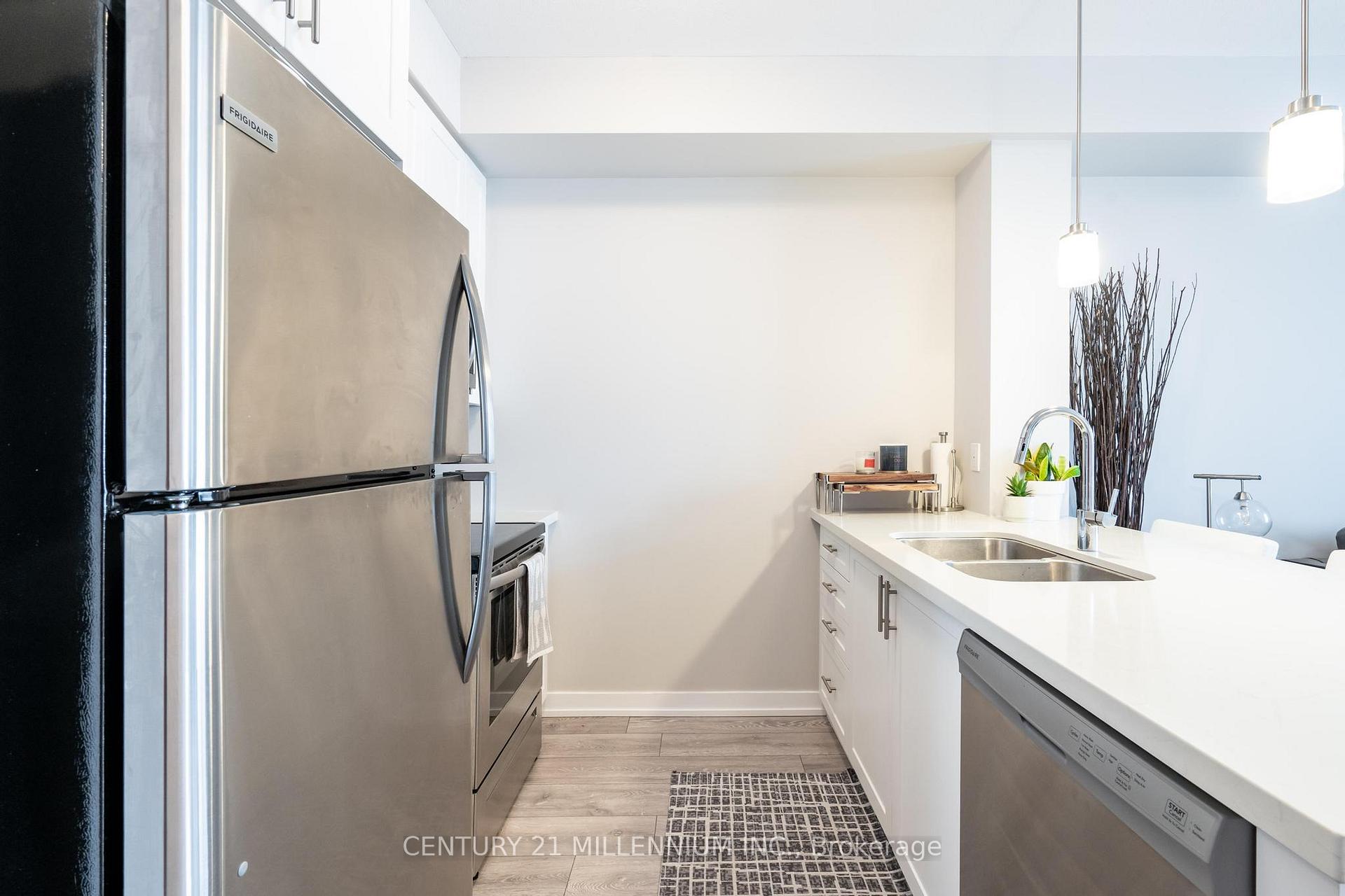 Photo 11 of Unit 125, 125 Shoreview Place W, Hamilton, Lakeshore — HOMEH