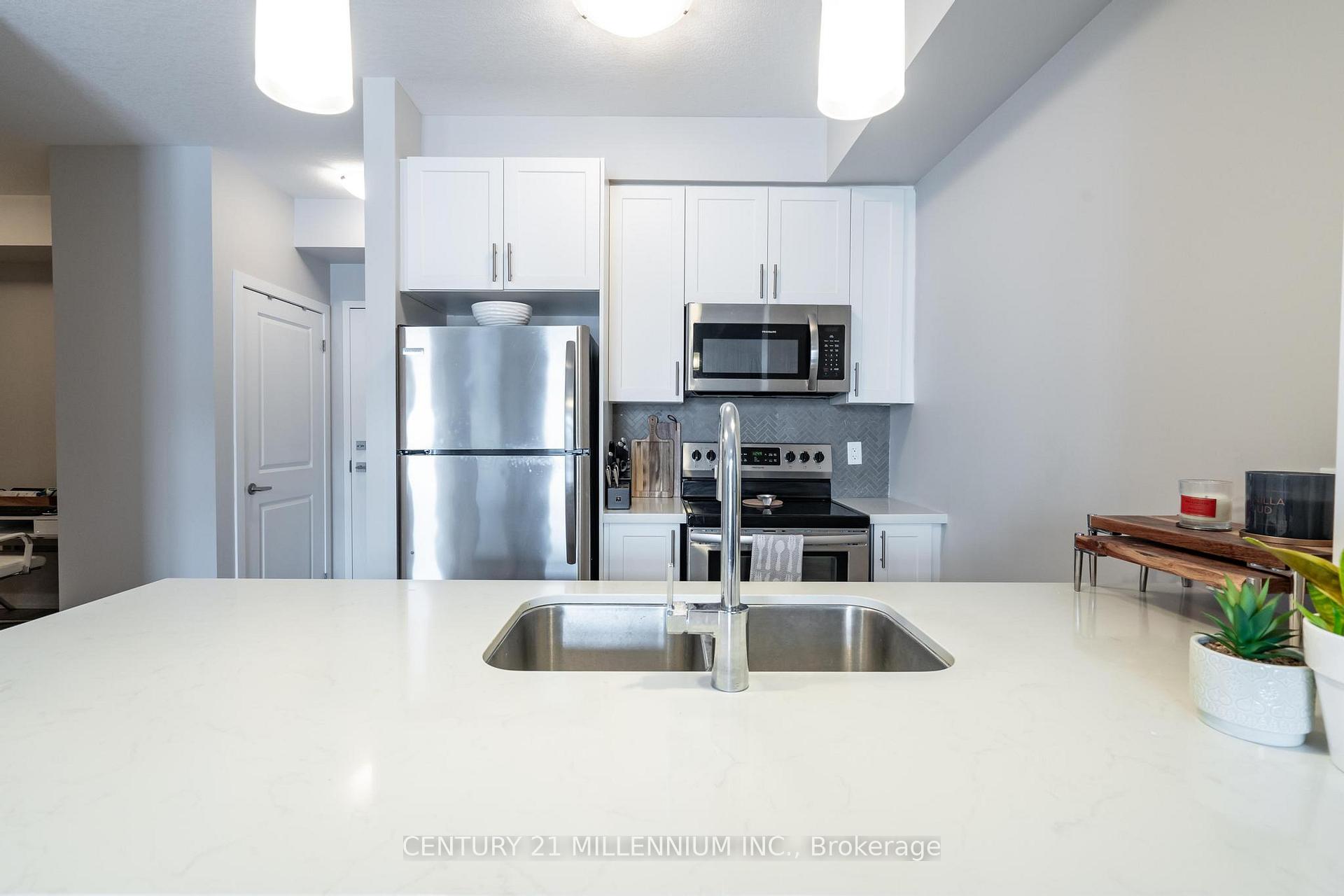 Photo 12 of Unit 125, 125 Shoreview Place W, Hamilton, Lakeshore — HOMEH