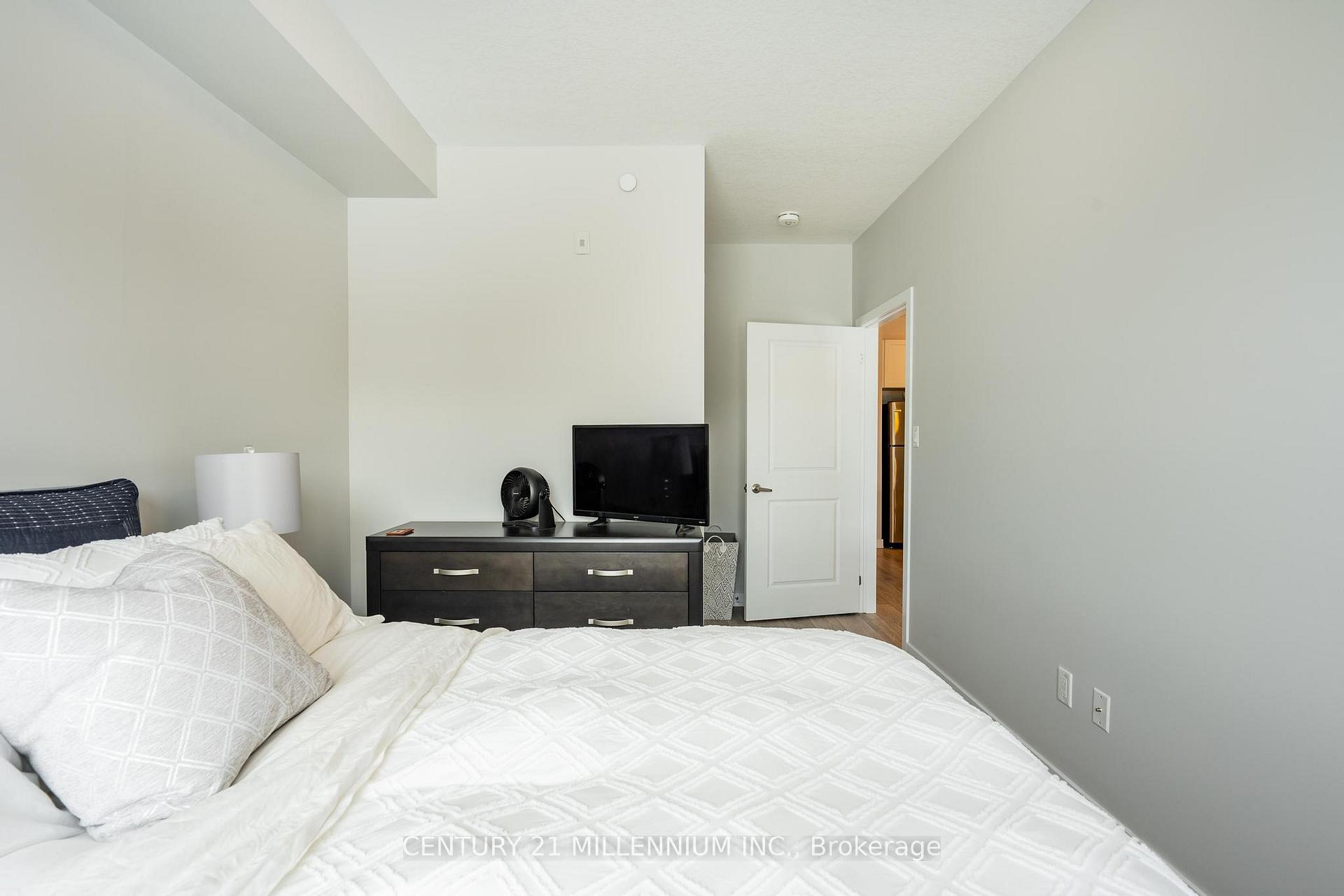 Photo 22 of Unit 125, 125 Shoreview Place W, Hamilton, Lakeshore — HOMEH