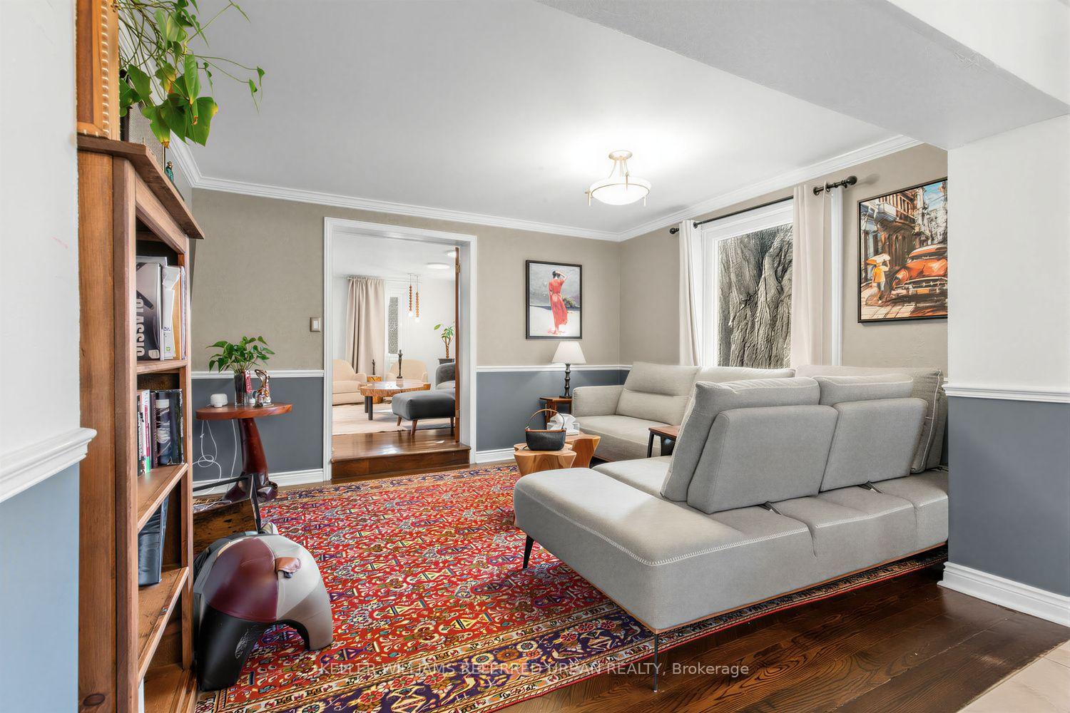 Photo 17 of 12 Railway Street, Vaughan, Maple — HOMEH