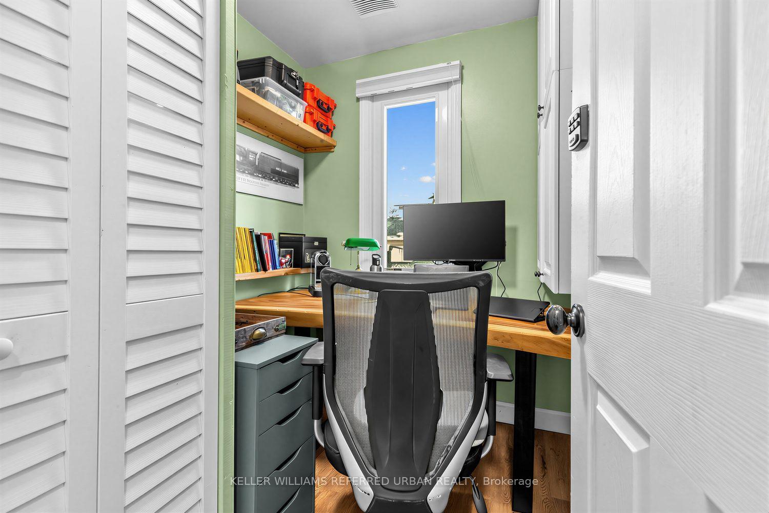 Photo 23 of 12 Railway Street, Vaughan, Maple — HOMEH