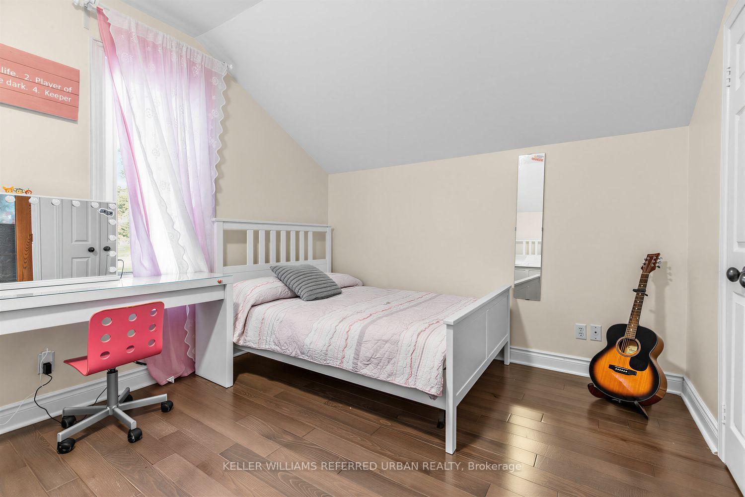 Photo 30 of 12 Railway Street, Vaughan, Maple — HOMEH