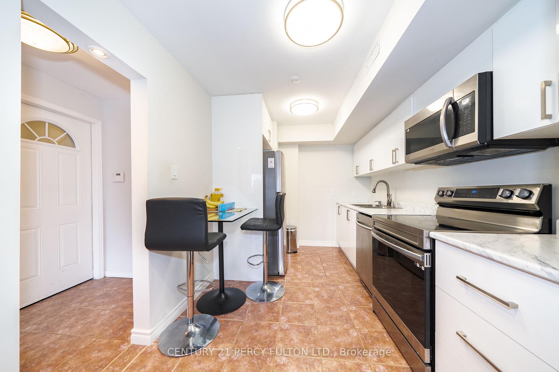 Photo 14 of 744-746 Wilson Avenue, North York, Downsview-Roding-CFB — HOMEH