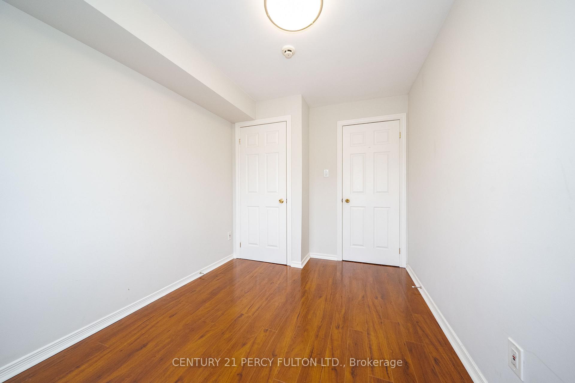 Photo 18 of 744-746 Wilson Avenue, North York, Downsview-Roding-CFB — HOMEH
