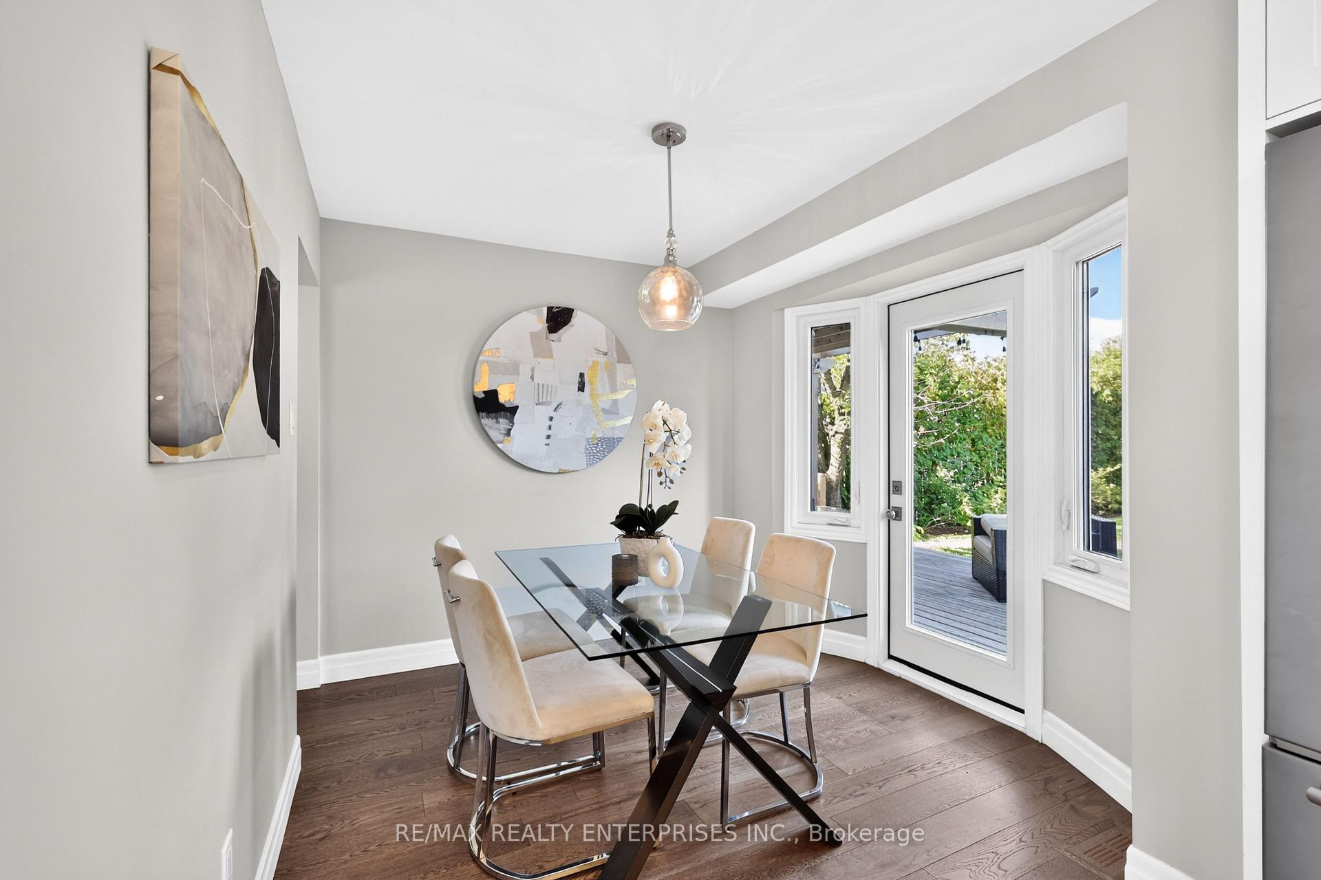 Photo 15 of 1019 Mesa Crescent, Mississauga, Lorne Park — HOMEH