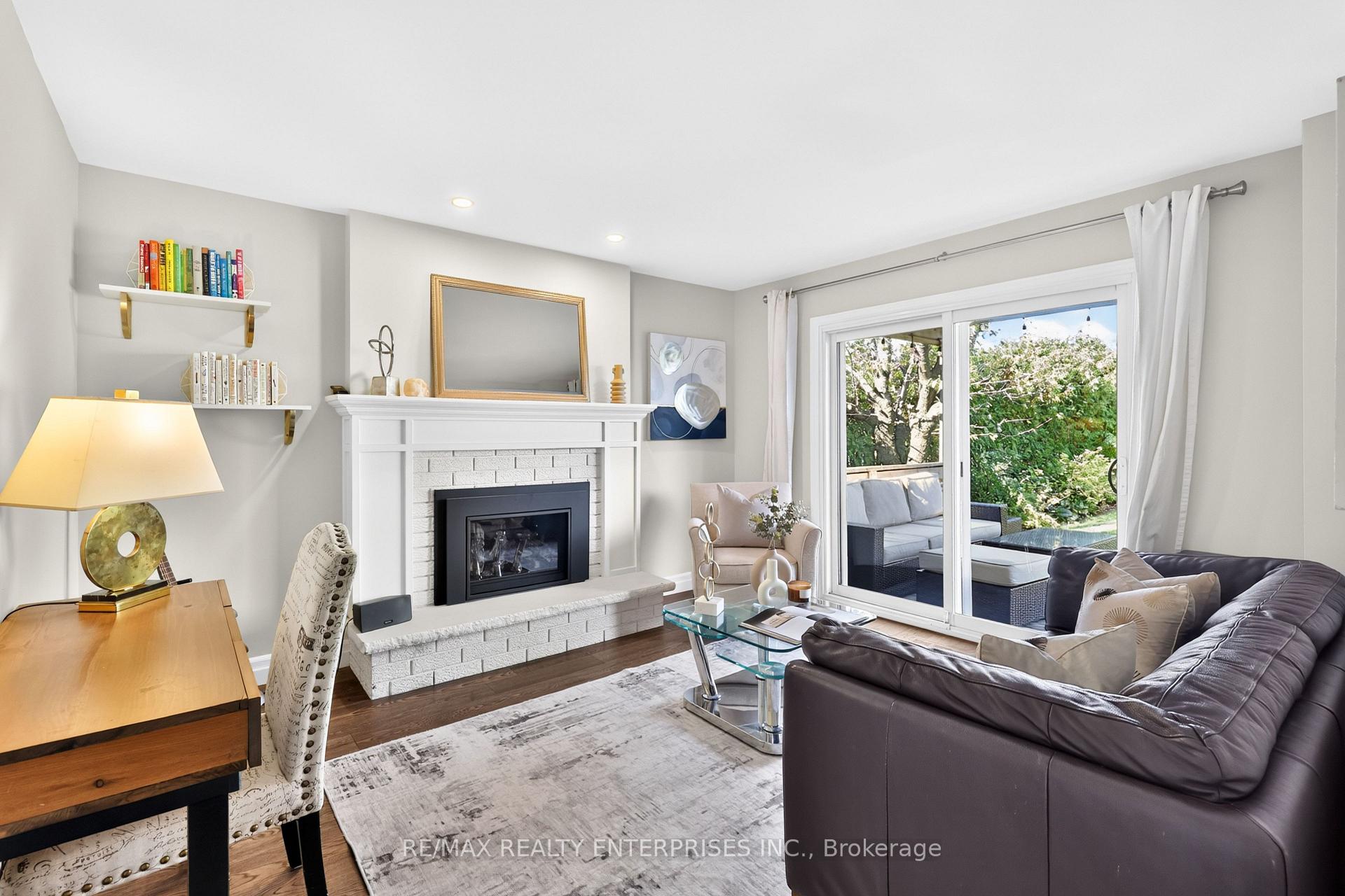 Photo 17 of 1019 Mesa Crescent, Mississauga, Lorne Park — HOMEH