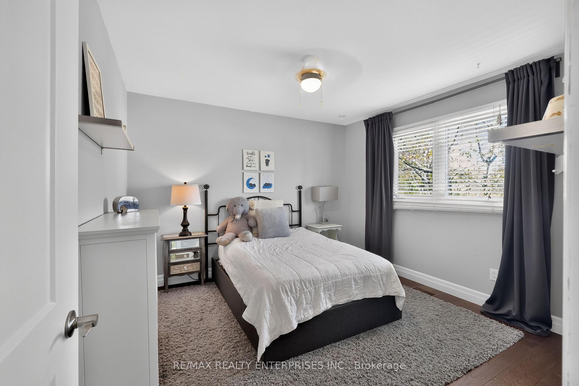 Photo 26 of 1019 Mesa Crescent, Mississauga, Lorne Park — HOMEH