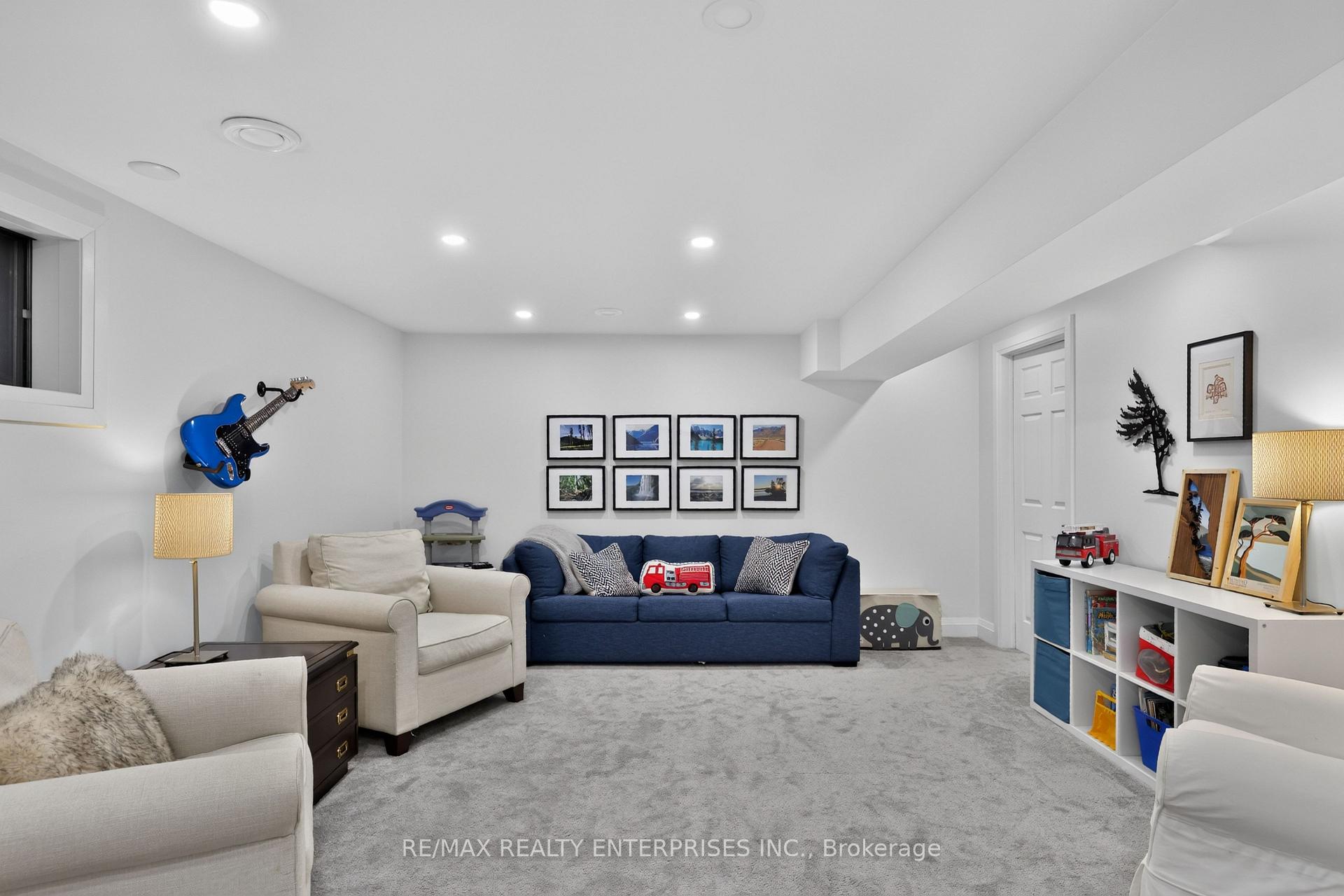 Photo 32 of 1019 Mesa Crescent, Mississauga, Lorne Park — HOMEH