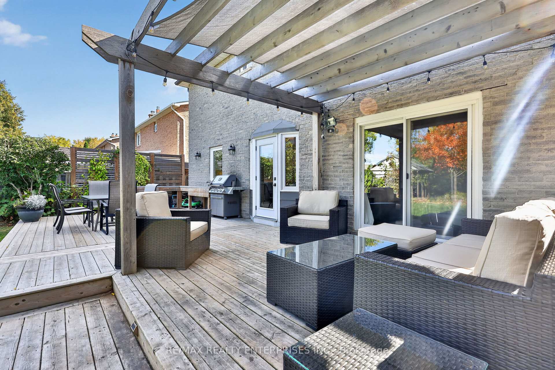 Photo 38 of 1019 Mesa Crescent, Mississauga, Lorne Park — HOMEH