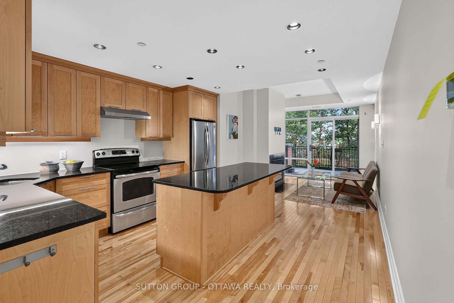 Photo 5 of Unit 103, 950 Marguerite Avenue, Ottawa, Overbrook — HOMEH
