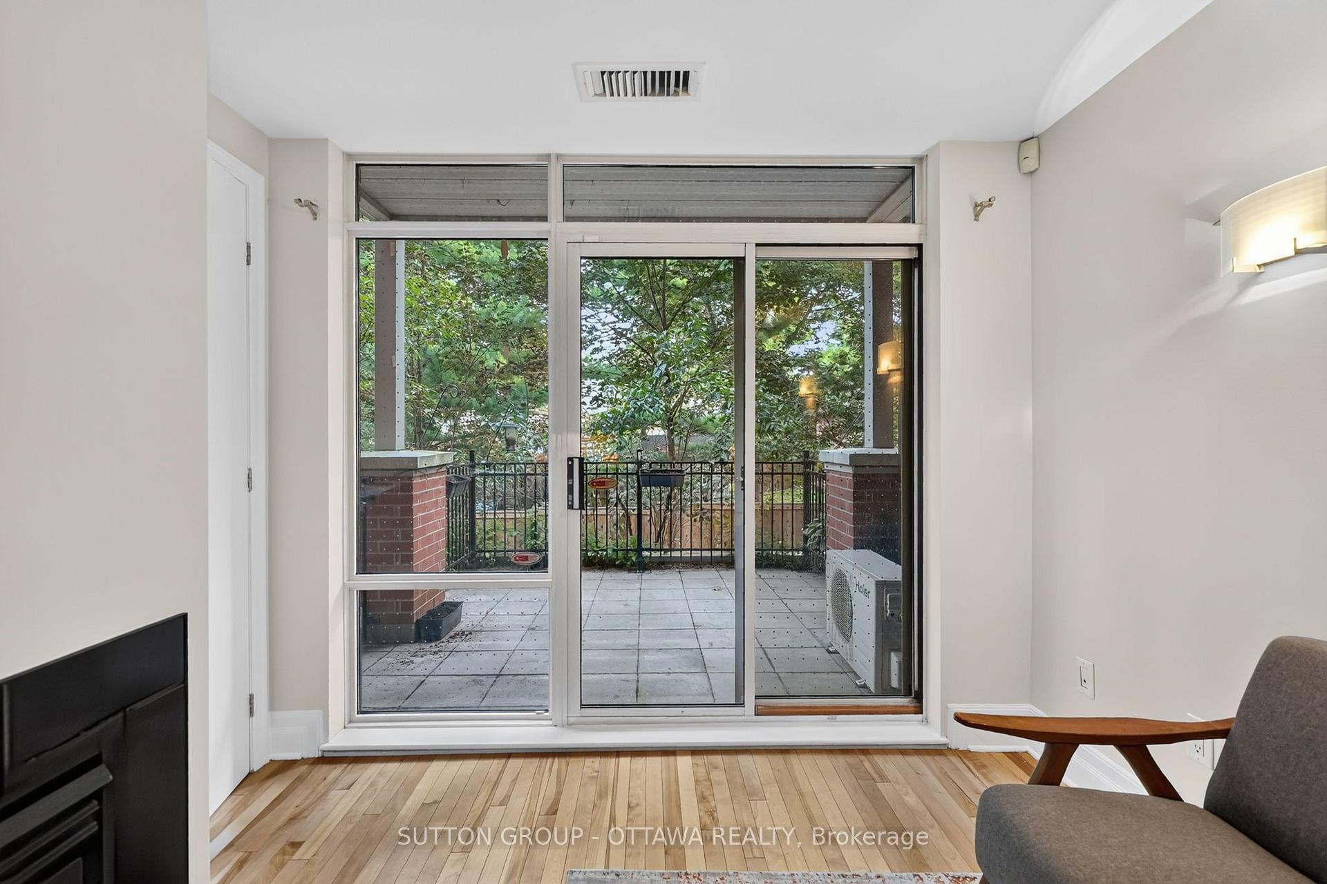 Photo 11 of Unit 103, 950 Marguerite Avenue, Ottawa, Overbrook — HOMEH