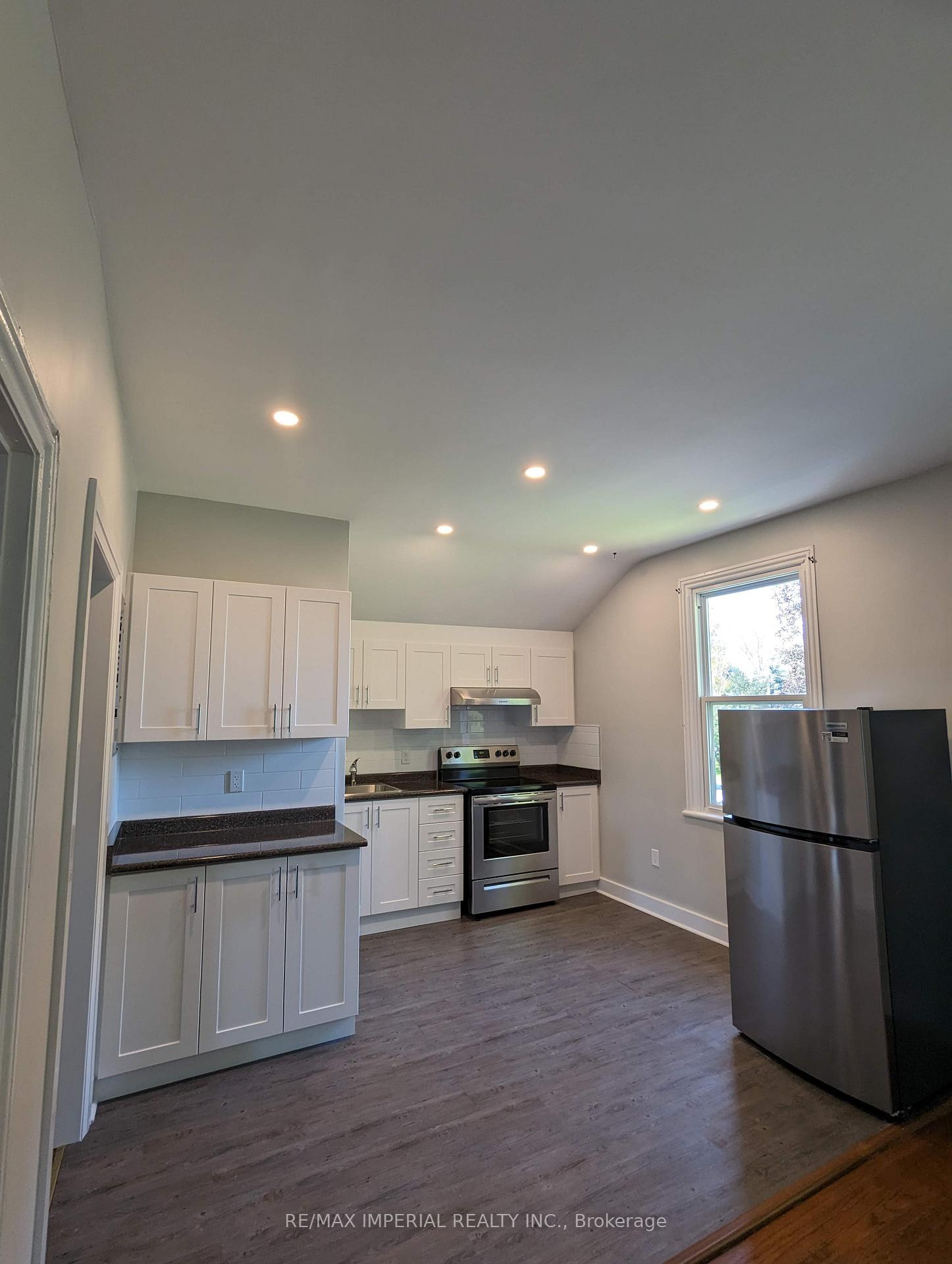 Photo 1 of Unit Upper, 2 Huron Street, Kawartha Lakes, Lindsay — HOMEH