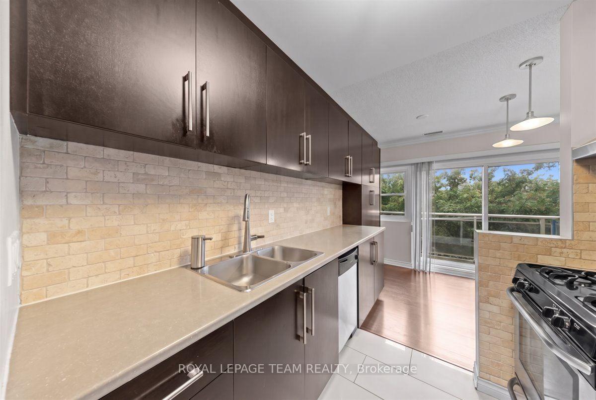 Photo 9 of Unit 201, 12 Corkstown Road, Ottawa, Lakeview Park — HOMEH