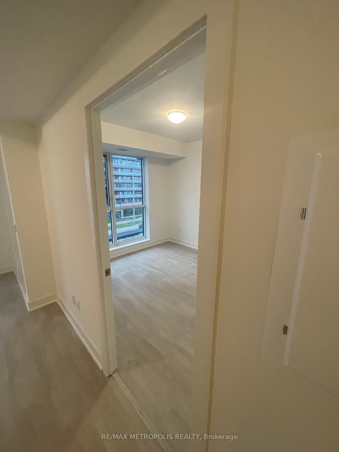 Photo 7 of Unit 413, 2545 Simcoe Street N, Oshawa, Windfields — HOMEH