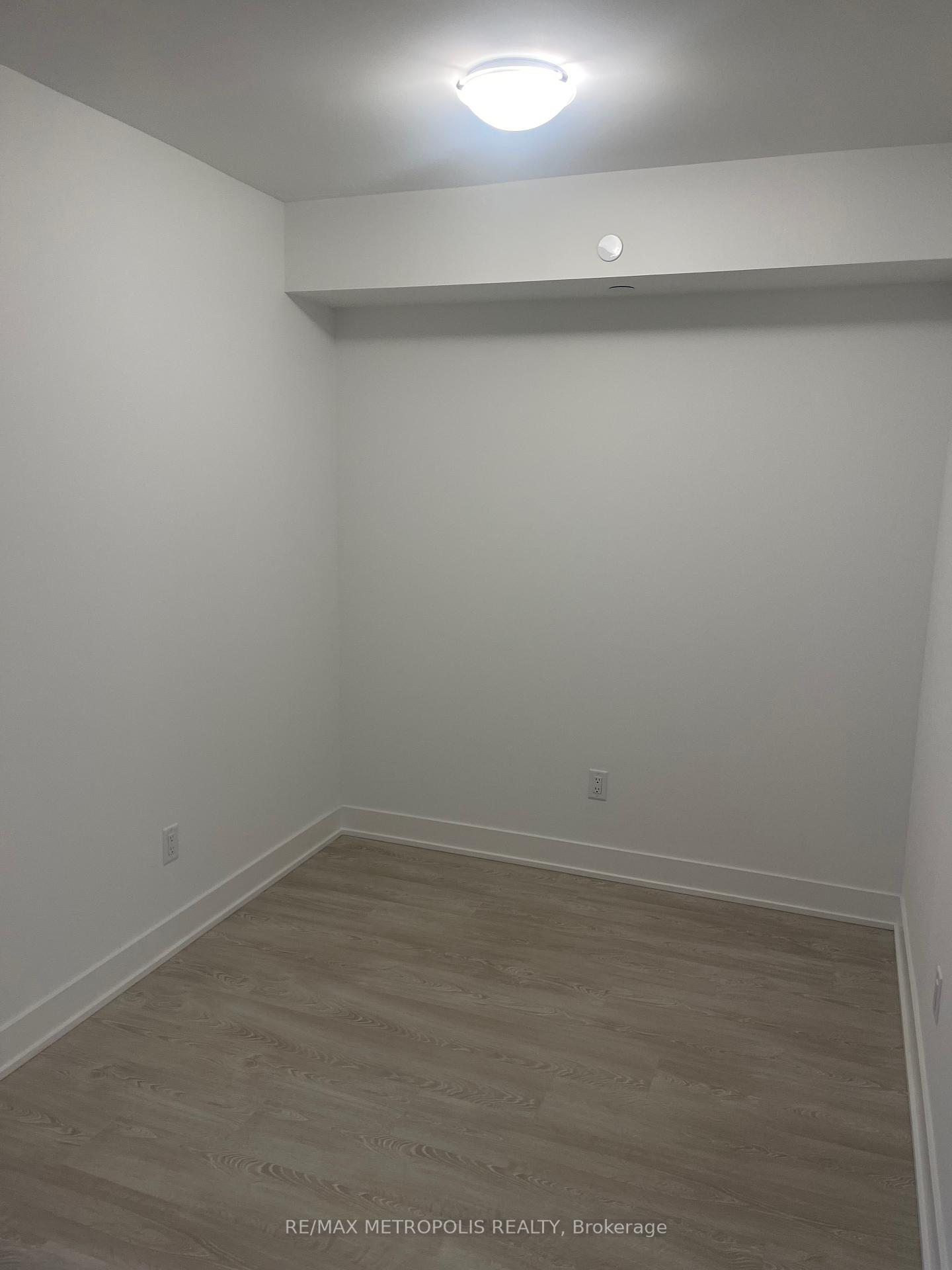 Photo 9 of Unit 413, 2545 Simcoe Street N, Oshawa, Windfields — HOMEH