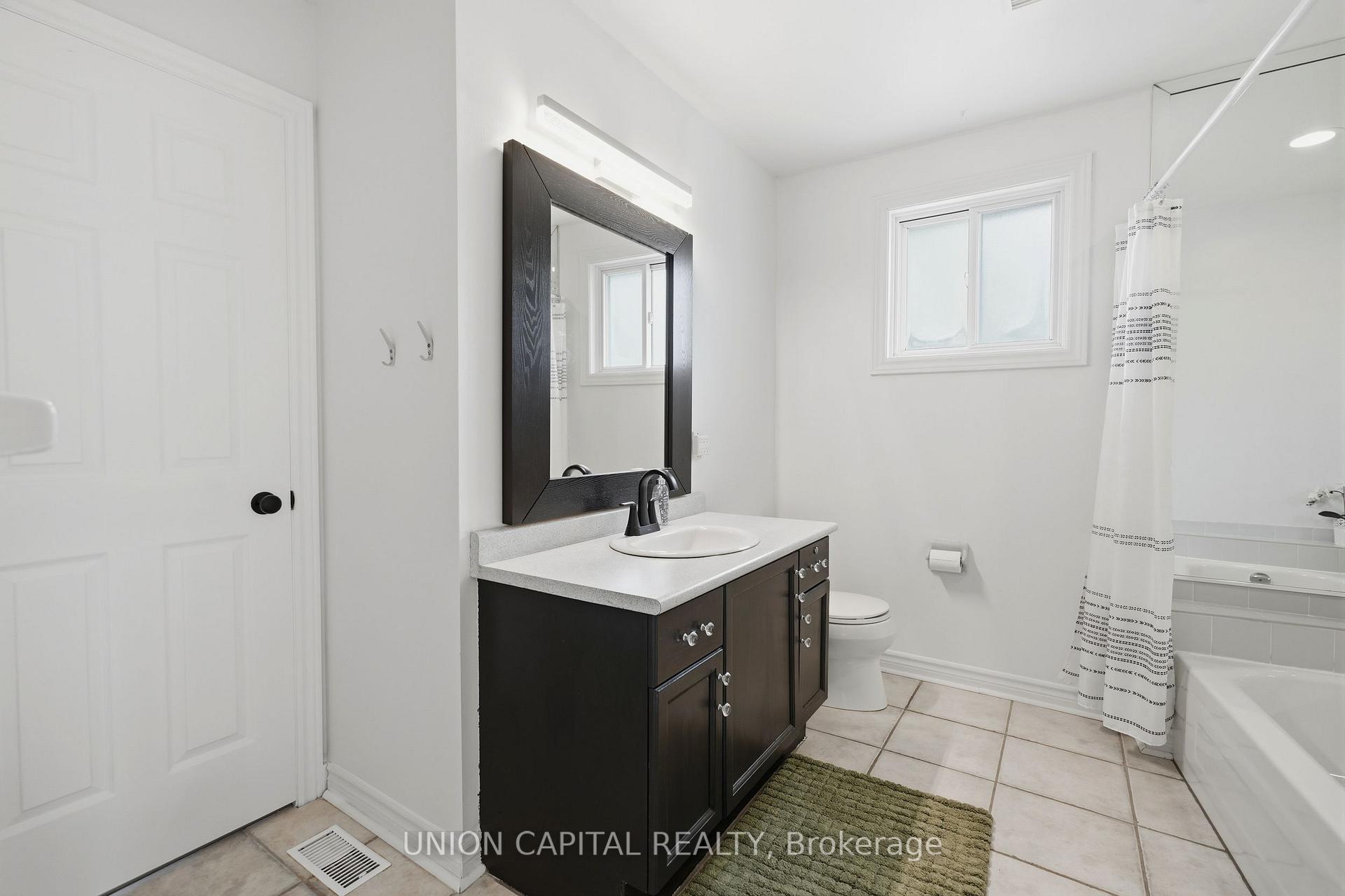 Photo 15 of 6699 Montrose Road, Niagara Falls, West Wood — HOMEH