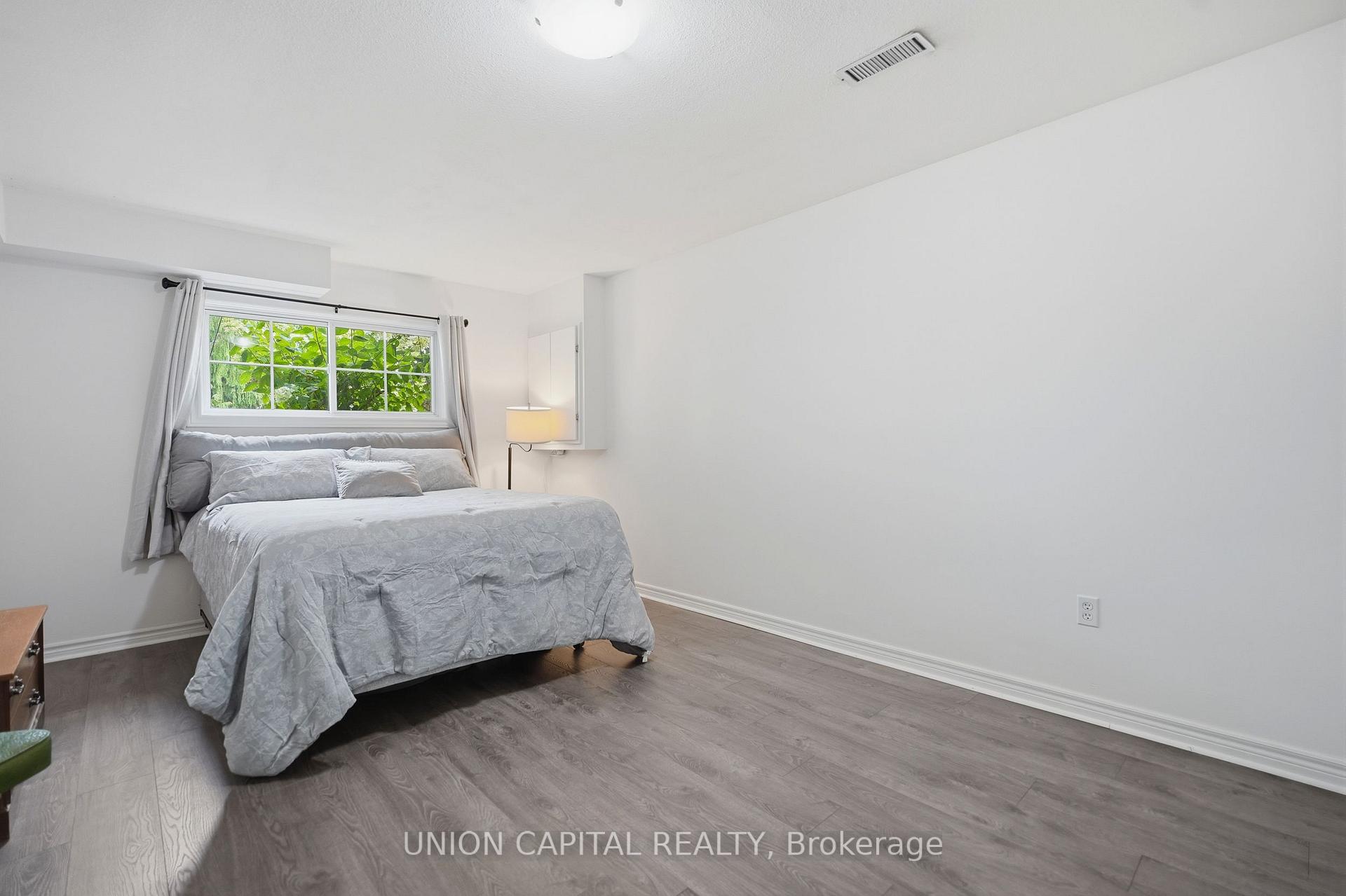 Photo 21 of 6699 Montrose Road, Niagara Falls, West Wood — HOMEH