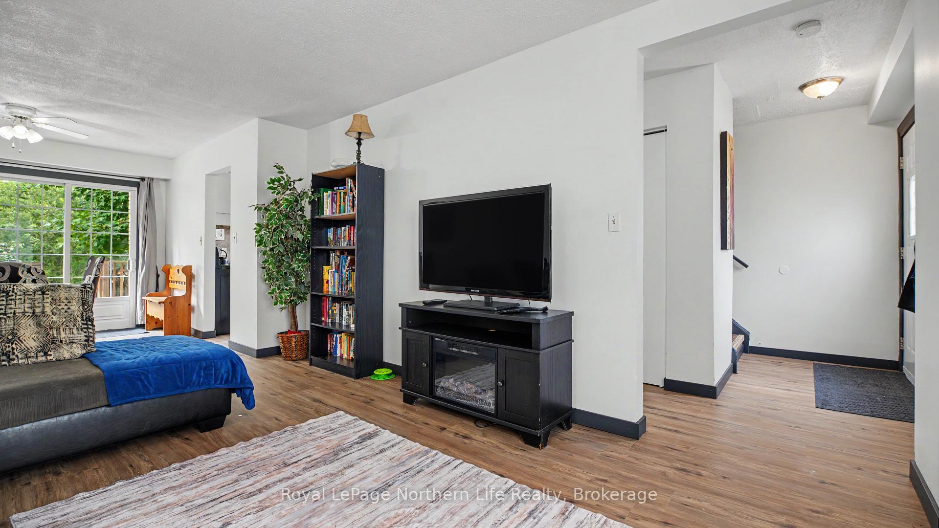 Photo 5 of 811 Tackaberry Drive, North Bay, West End — HOMEH