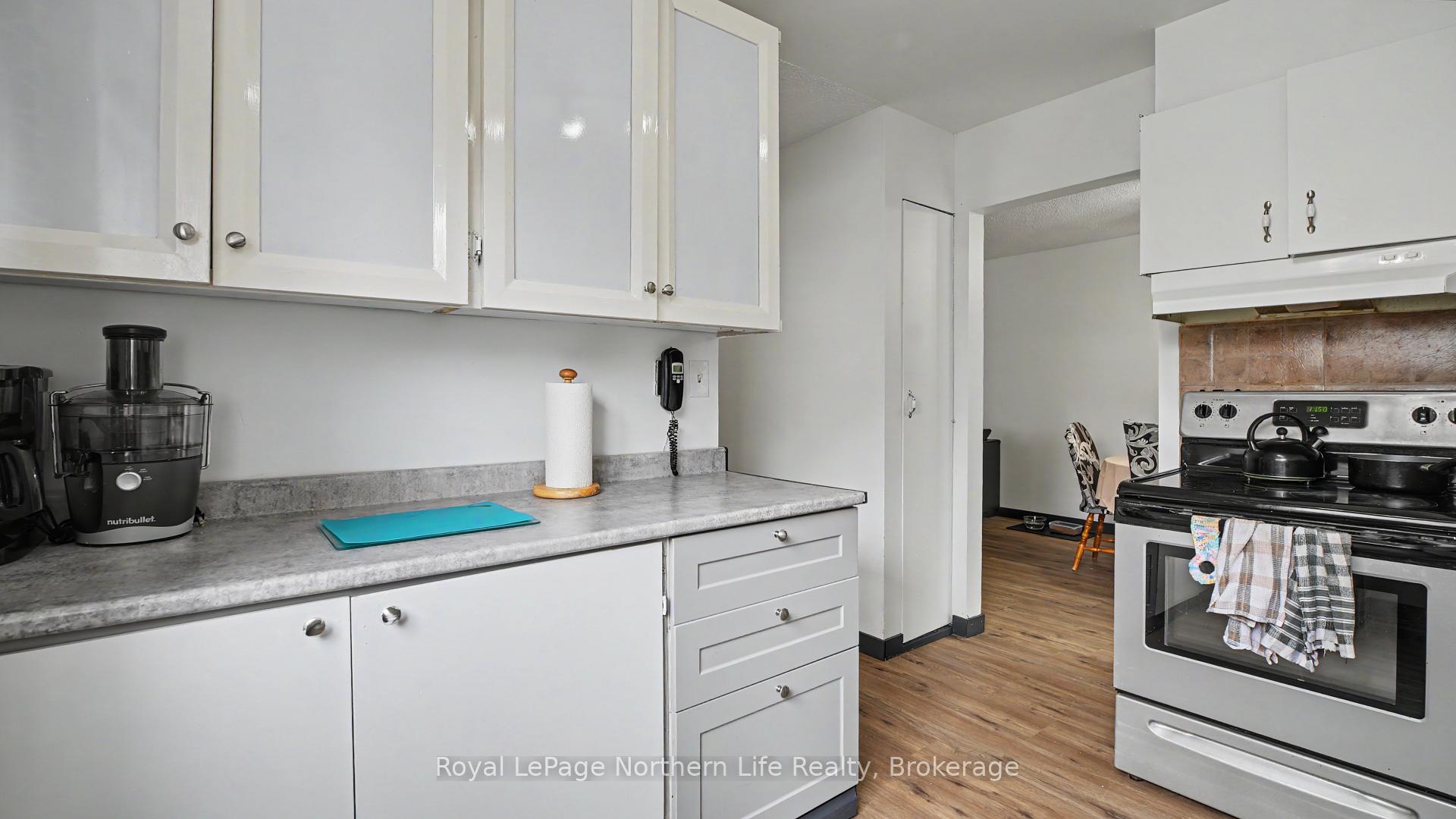 Photo 13 of 811 Tackaberry Drive, North Bay, West End — HOMEH