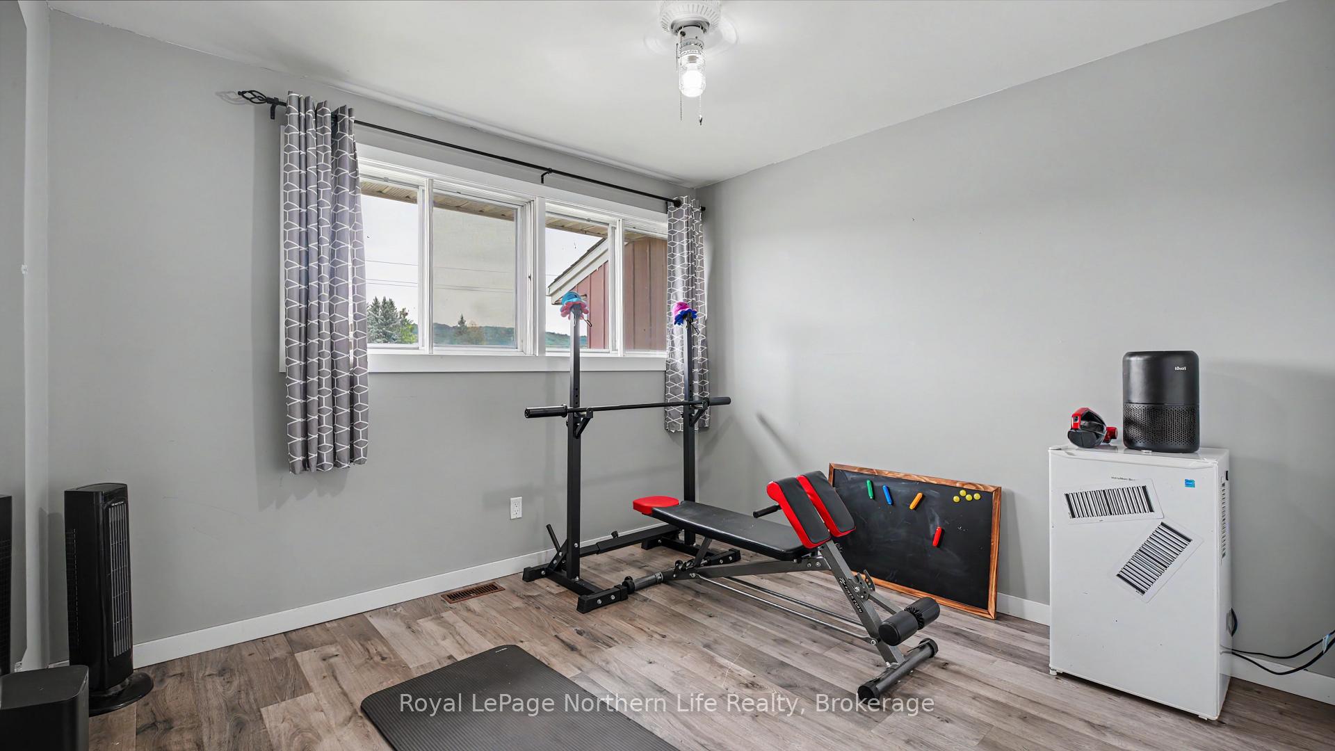 Photo 20 of 811 Tackaberry Drive, North Bay, West End — HOMEH