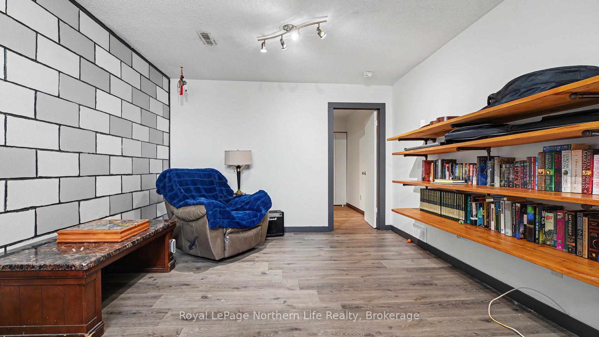 Photo 26 of 811 Tackaberry Drive, North Bay, West End — HOMEH