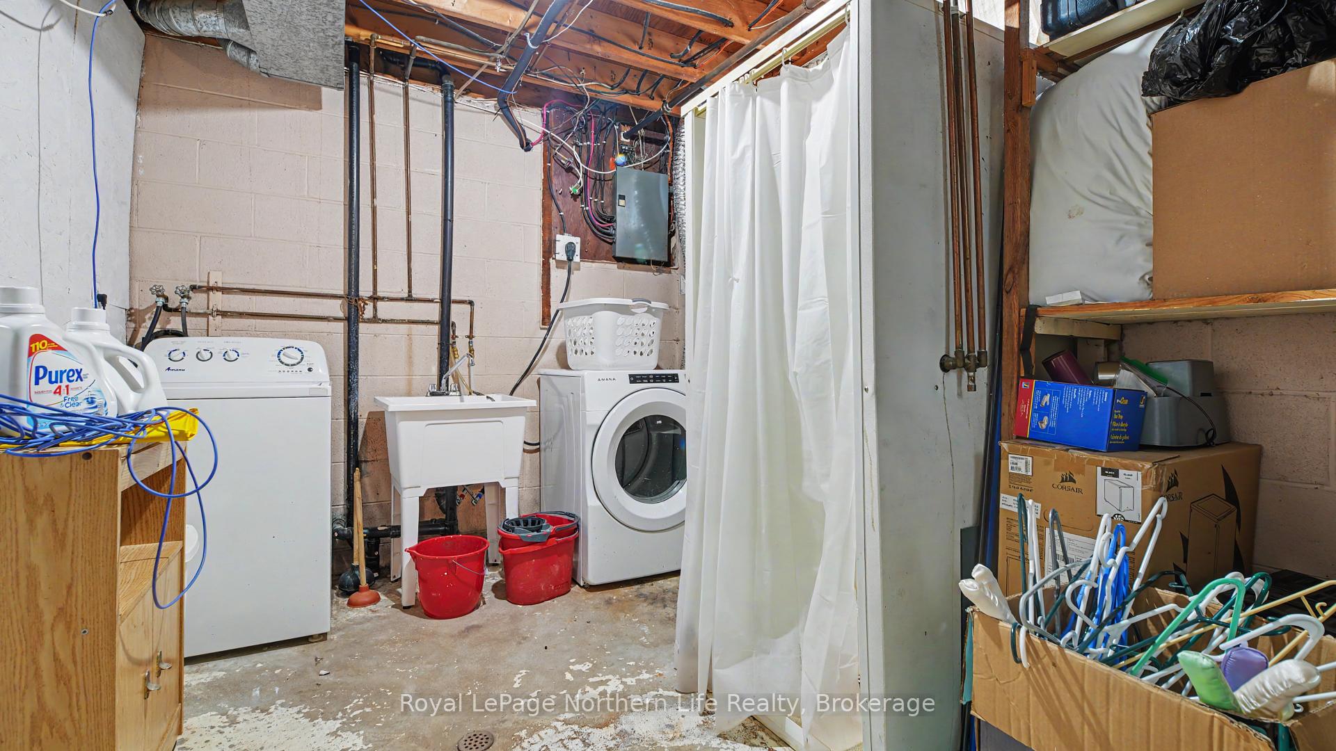 Photo 32 of 811 Tackaberry Drive, North Bay, West End — HOMEH