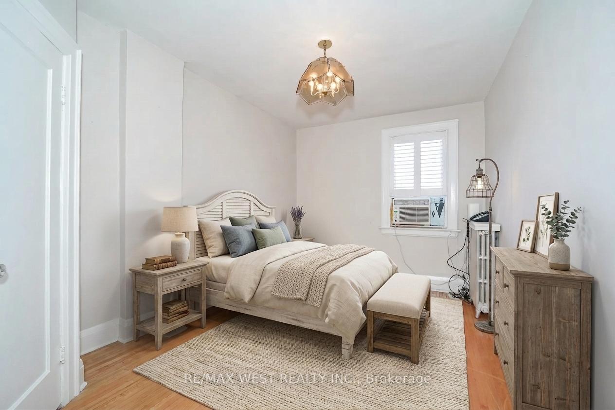 Photo 7 of 348 Glenholme Avenue, Toronto, Oakwood Village — HOMEH