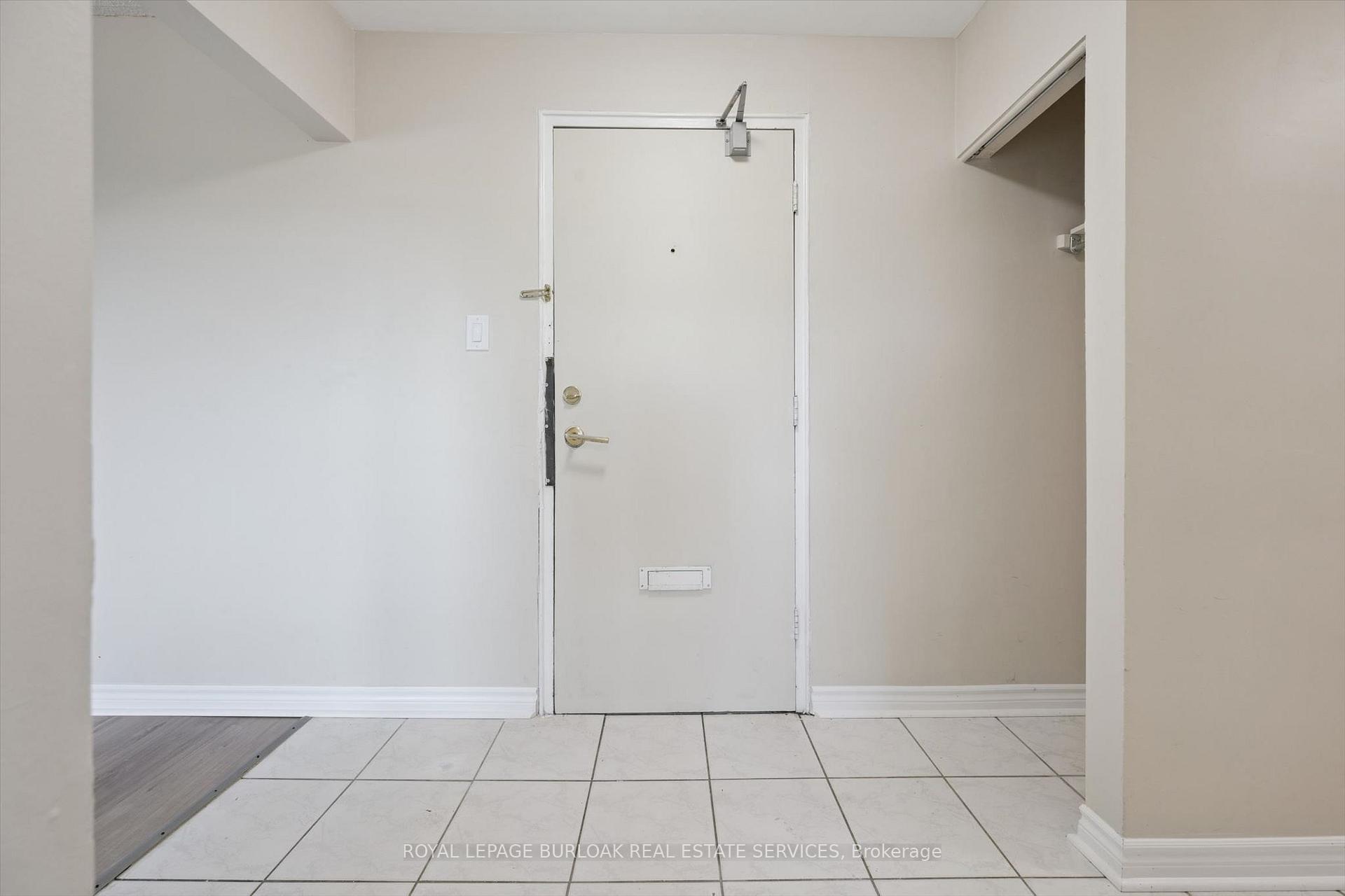 Photo 8 of Unit 405, 2411 New Street, Burlington, Brant — HOMEH