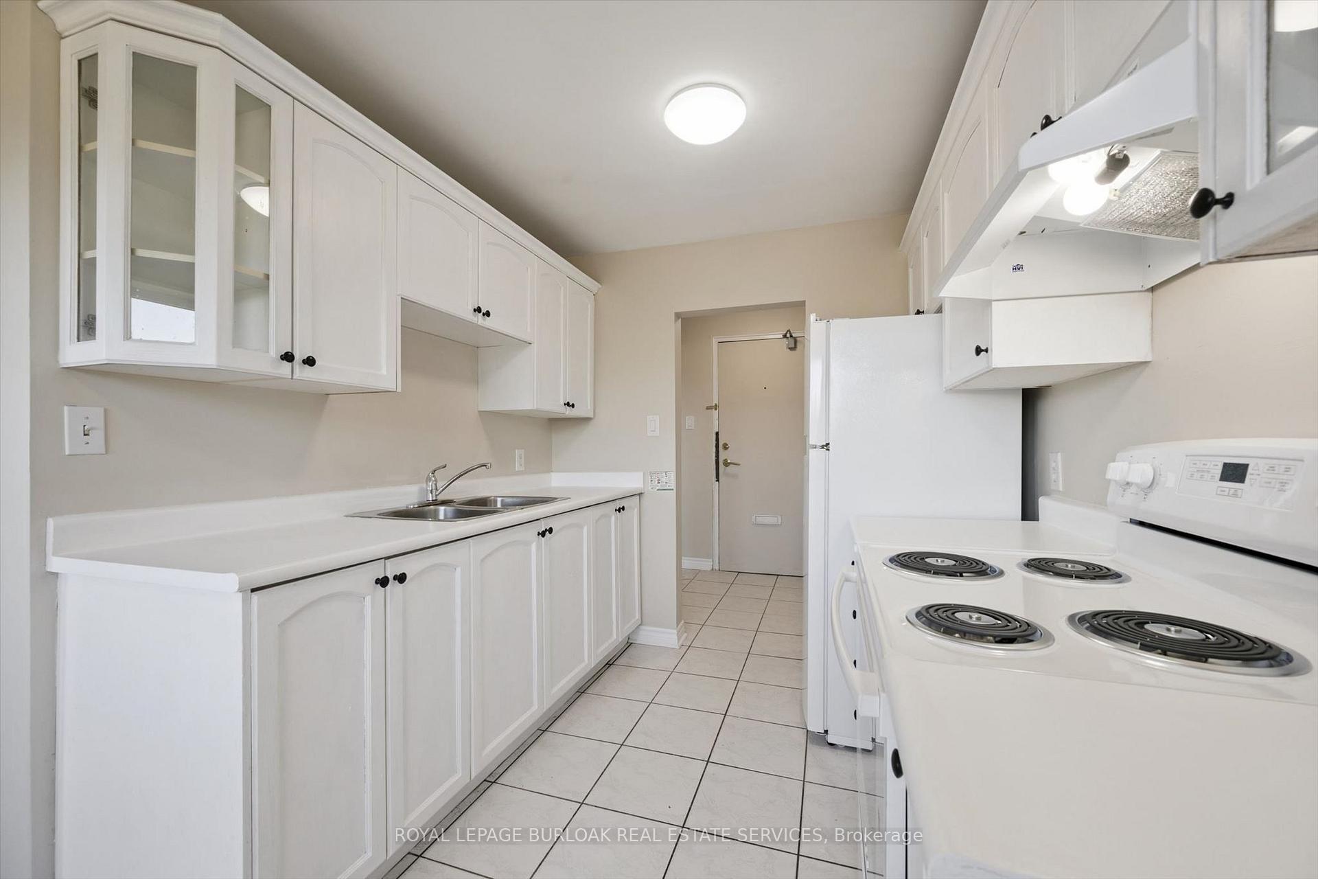Photo 15 of Unit 405, 2411 New Street, Burlington, Brant — HOMEH