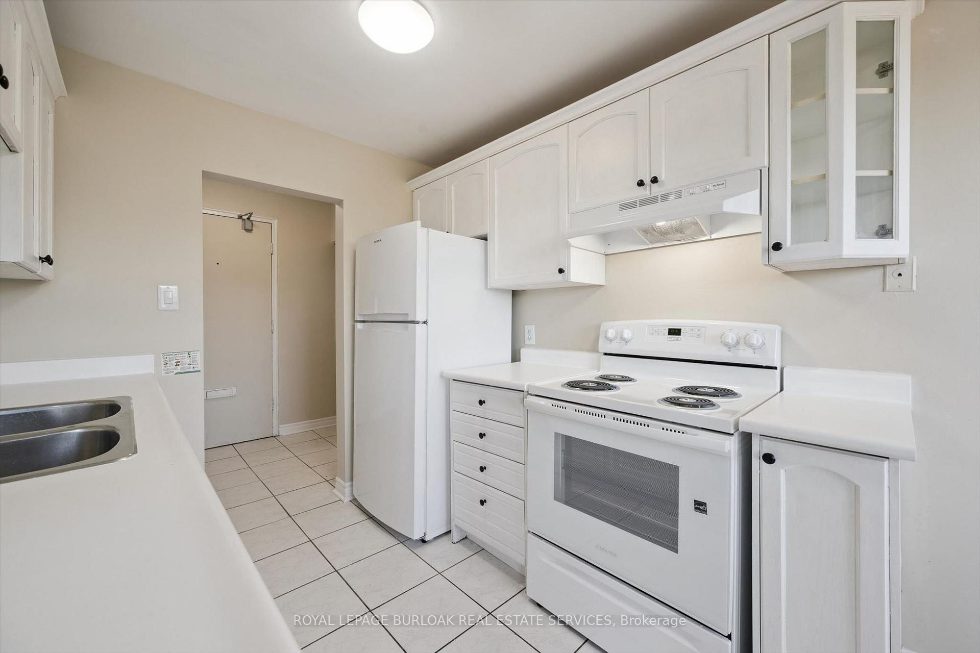 Photo 16 of Unit 405, 2411 New Street, Burlington, Brant — HOMEH