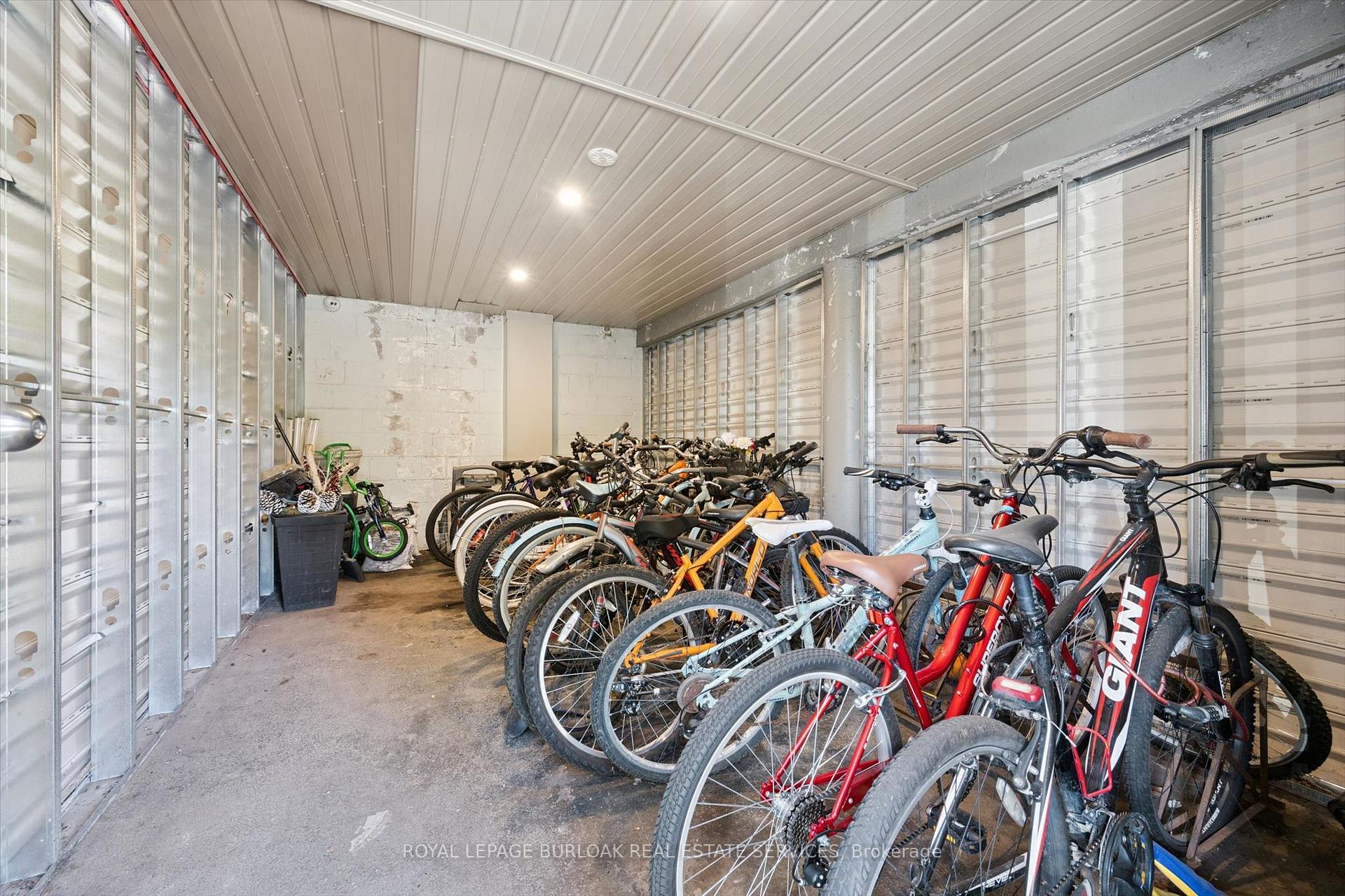 Photo 26 of Unit 405, 2411 New Street, Burlington, Brant — HOMEH