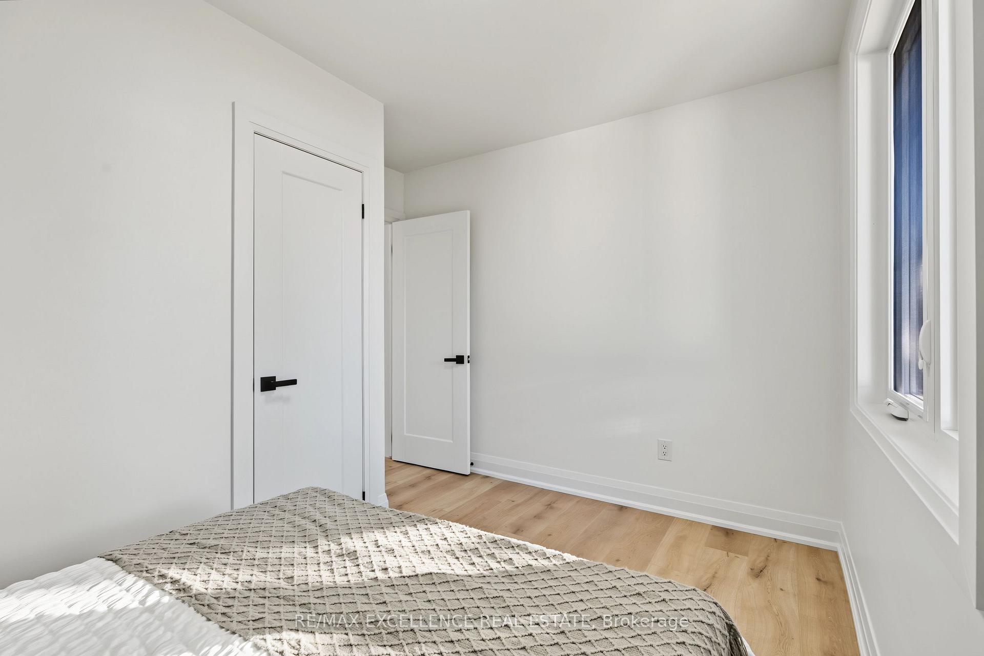 Photo 15 of 98 Wise Crescent, Hamilton, Huntington — HOMEH