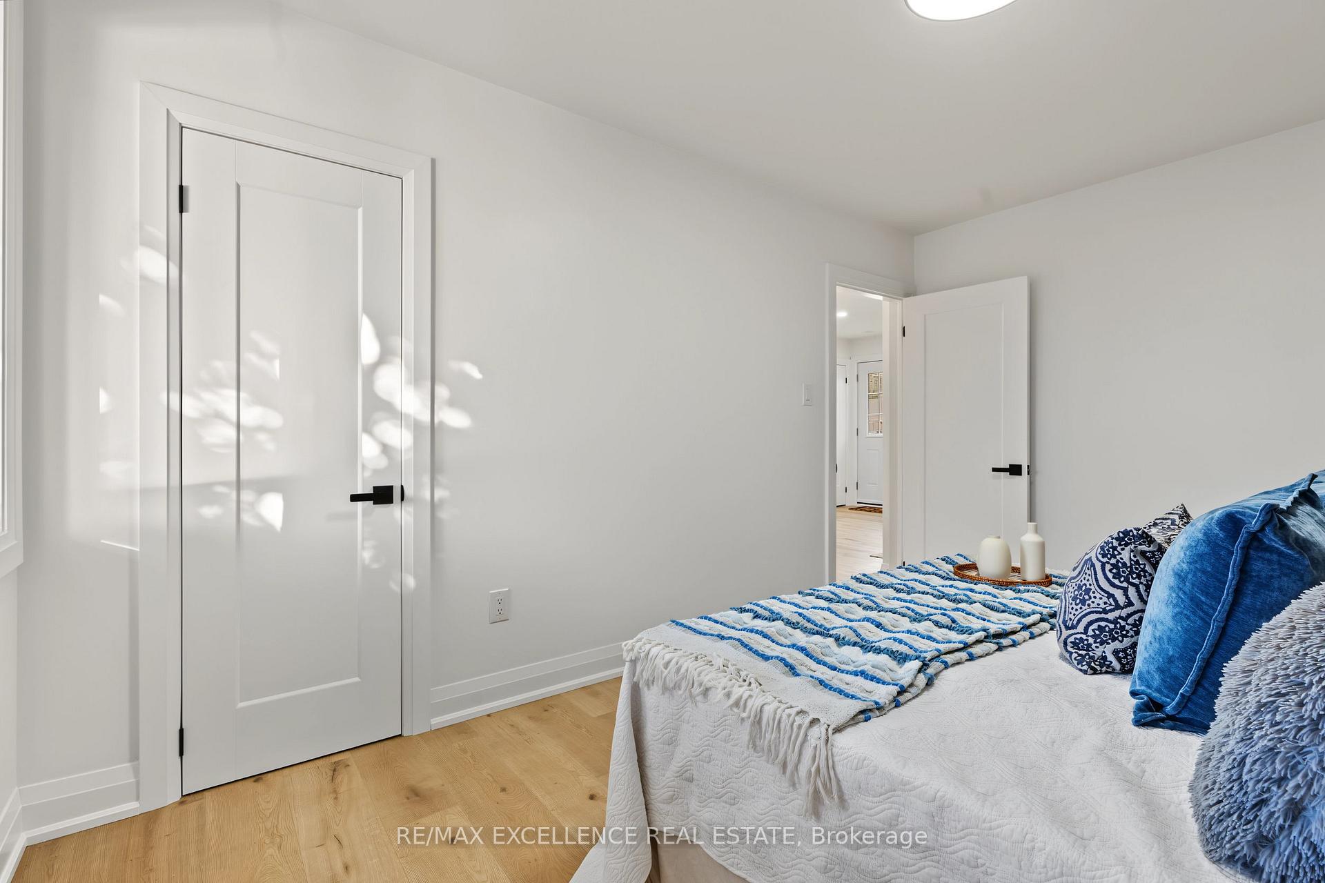 Photo 19 of 98 Wise Crescent, Hamilton, Huntington — HOMEH
