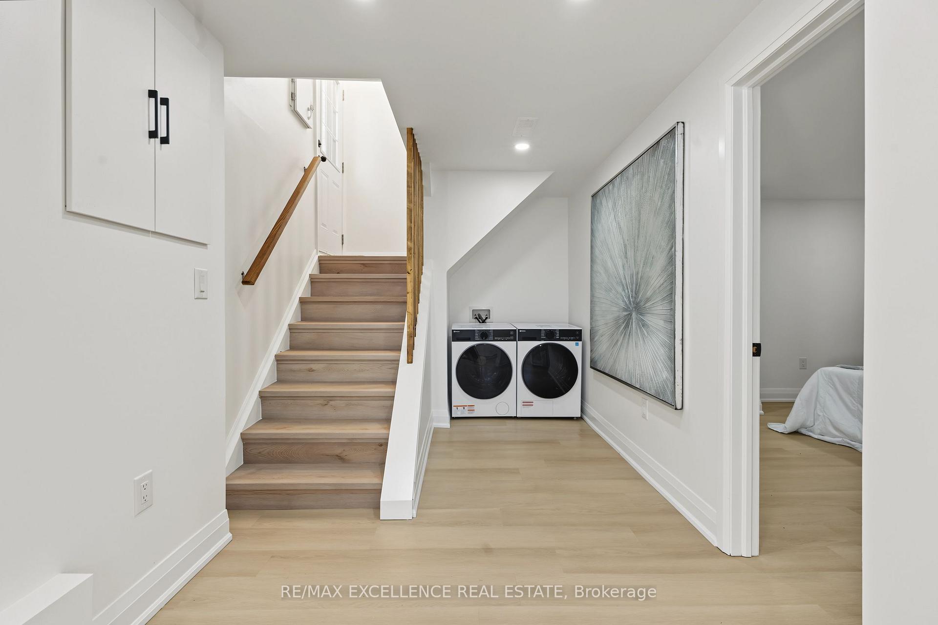 Photo 21 of 98 Wise Crescent, Hamilton, Huntington — HOMEH