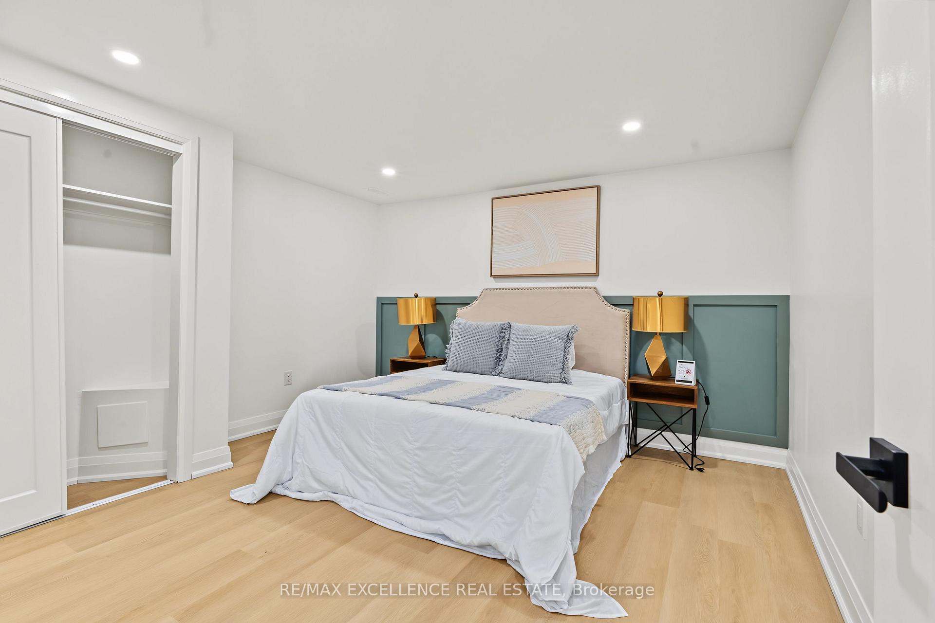 Photo 22 of 98 Wise Crescent, Hamilton, Huntington — HOMEH