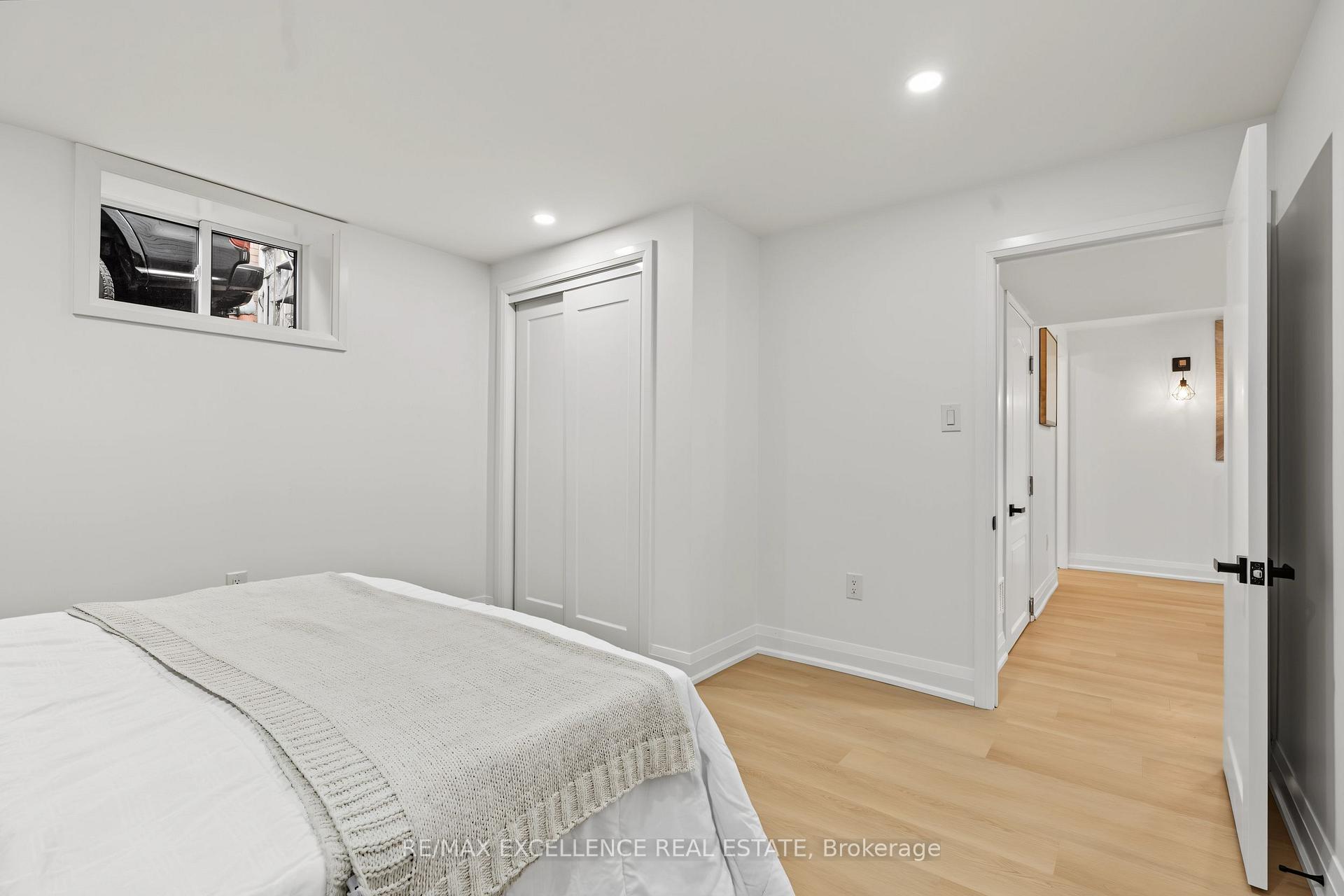 Photo 29 of 98 Wise Crescent, Hamilton, Huntington — HOMEH