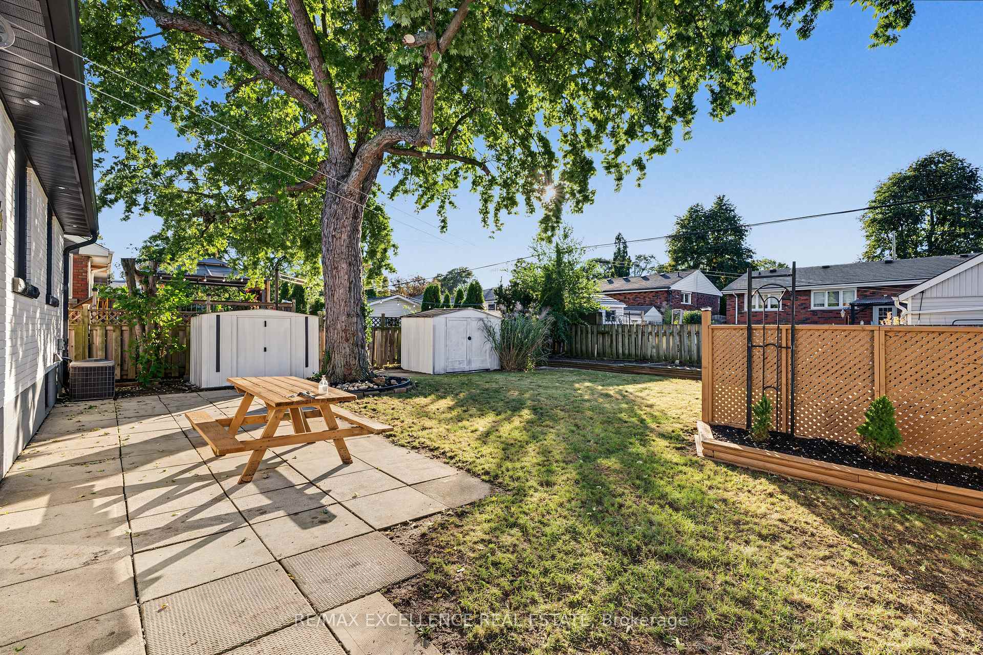Photo 35 of 98 Wise Crescent, Hamilton, Huntington — HOMEH
